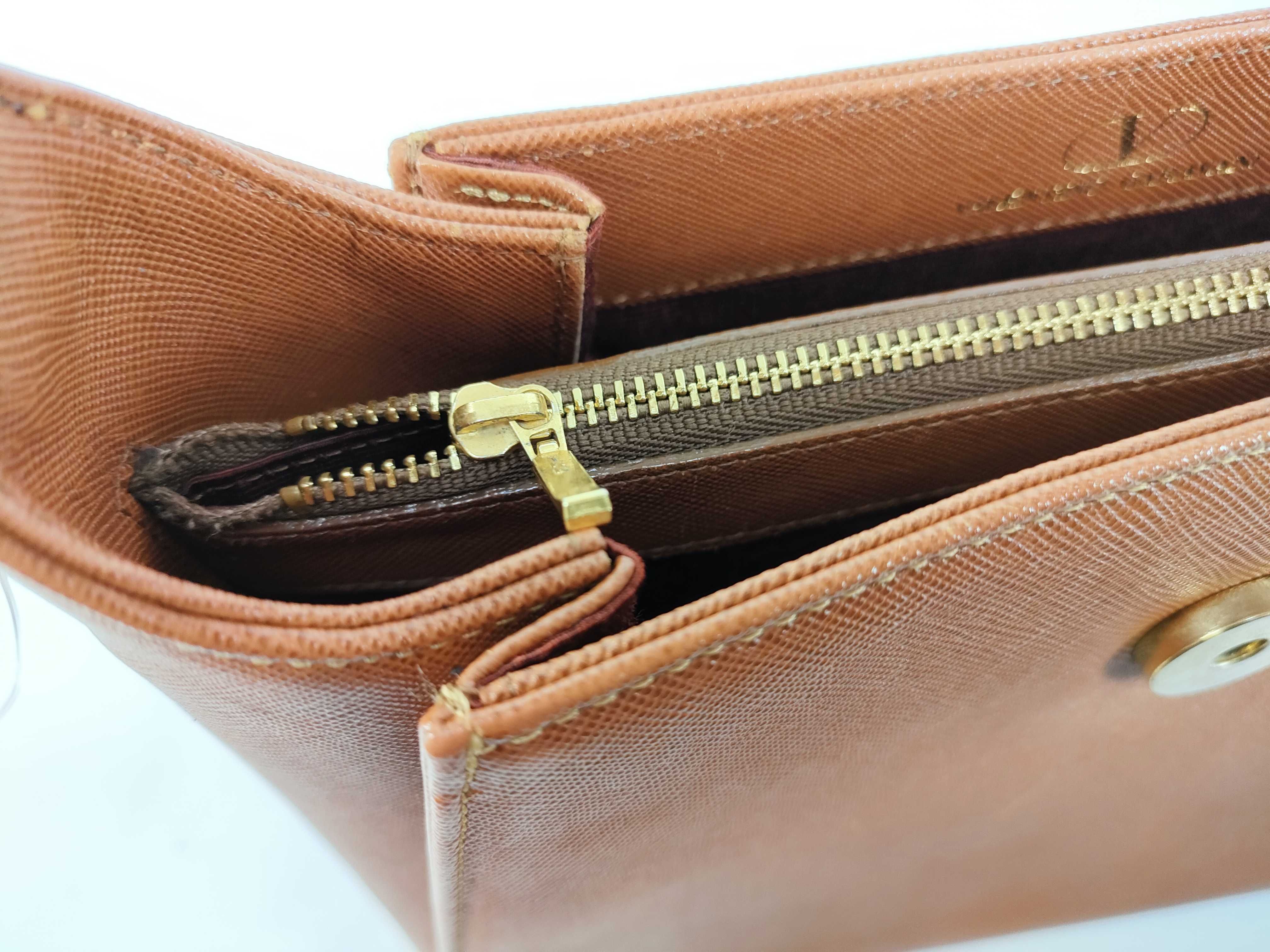 Circle Logo Shoulder Bag — view 13