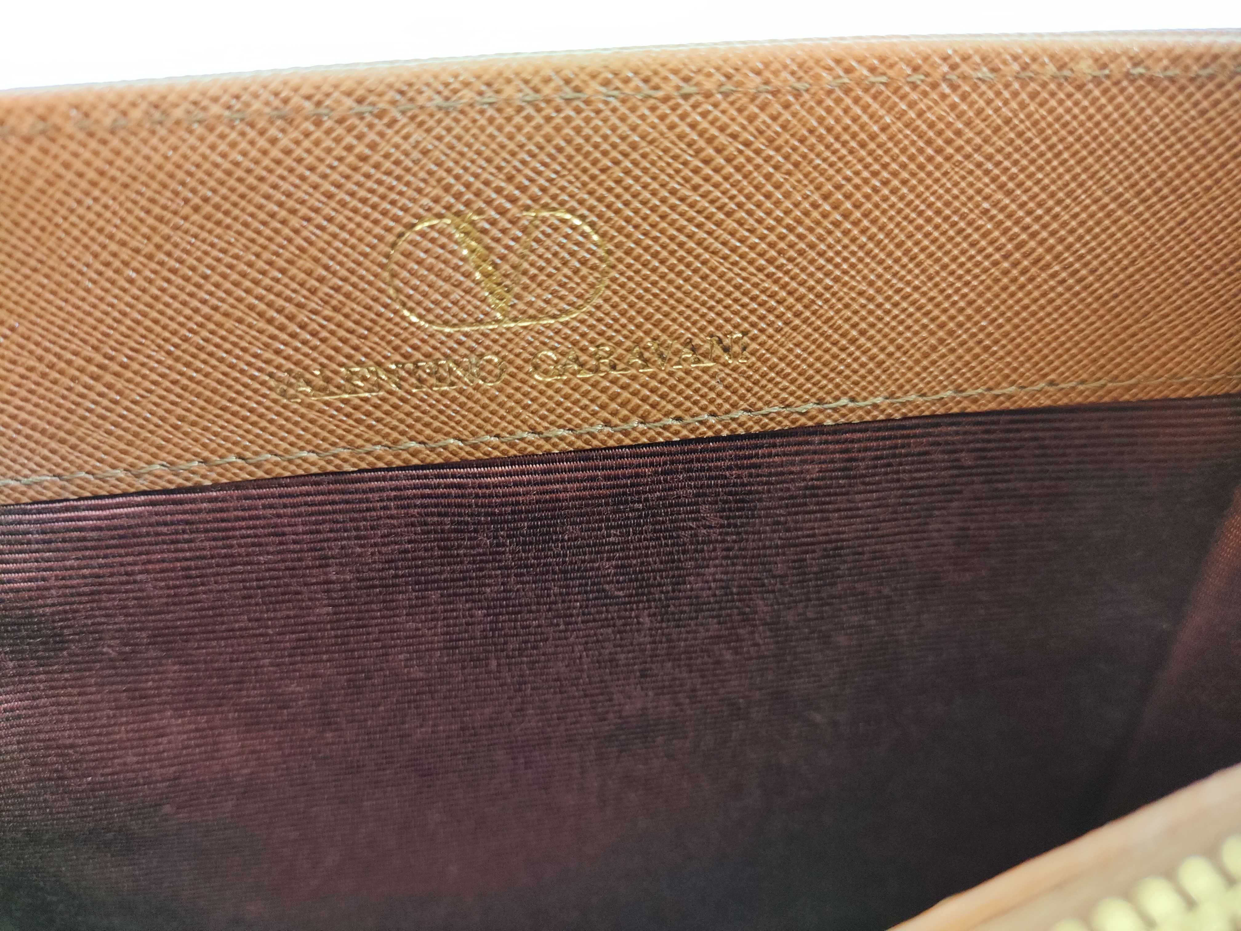Circle Logo Shoulder Bag — view 14