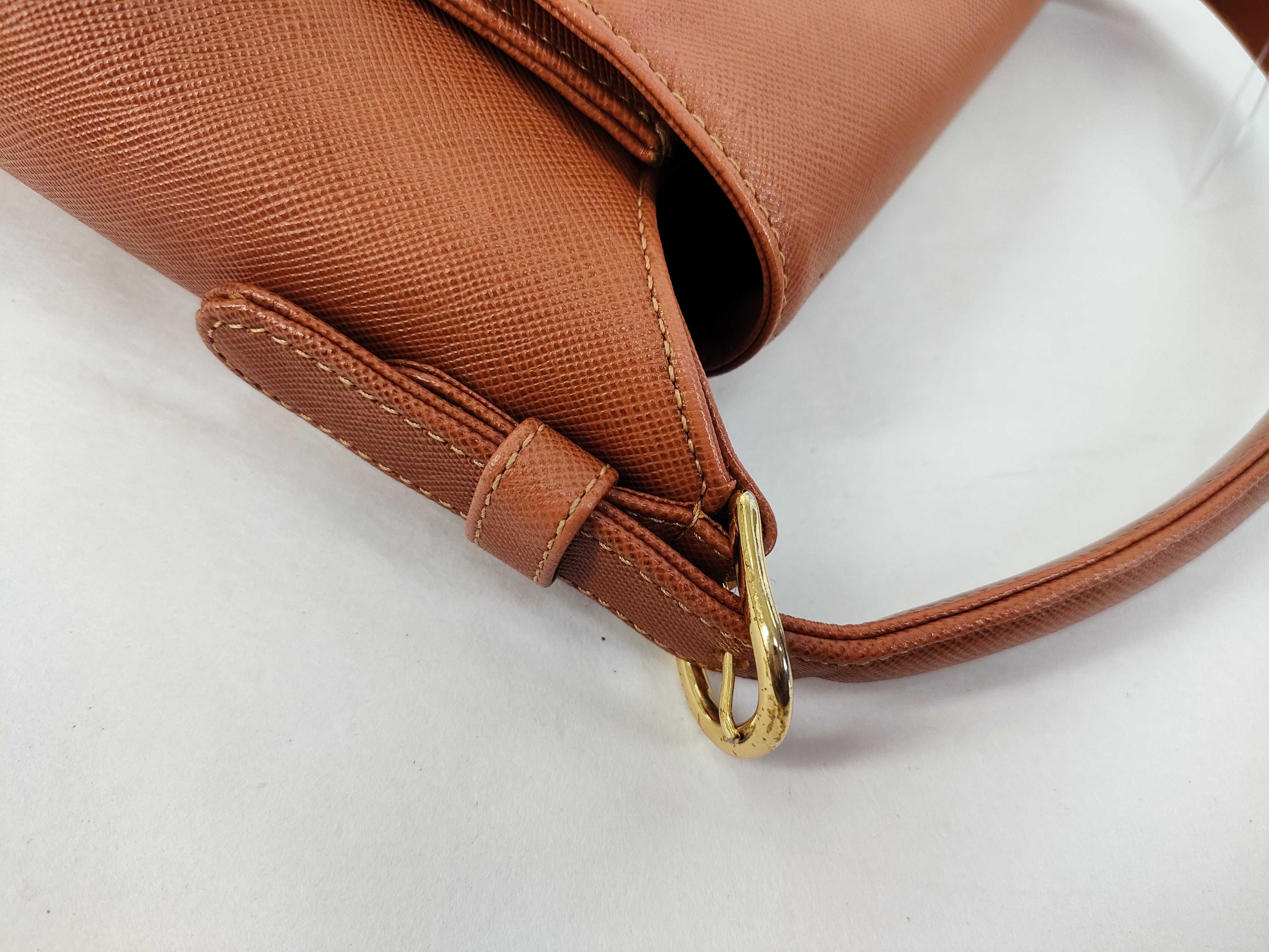 Circle Logo Shoulder Bag — view 5