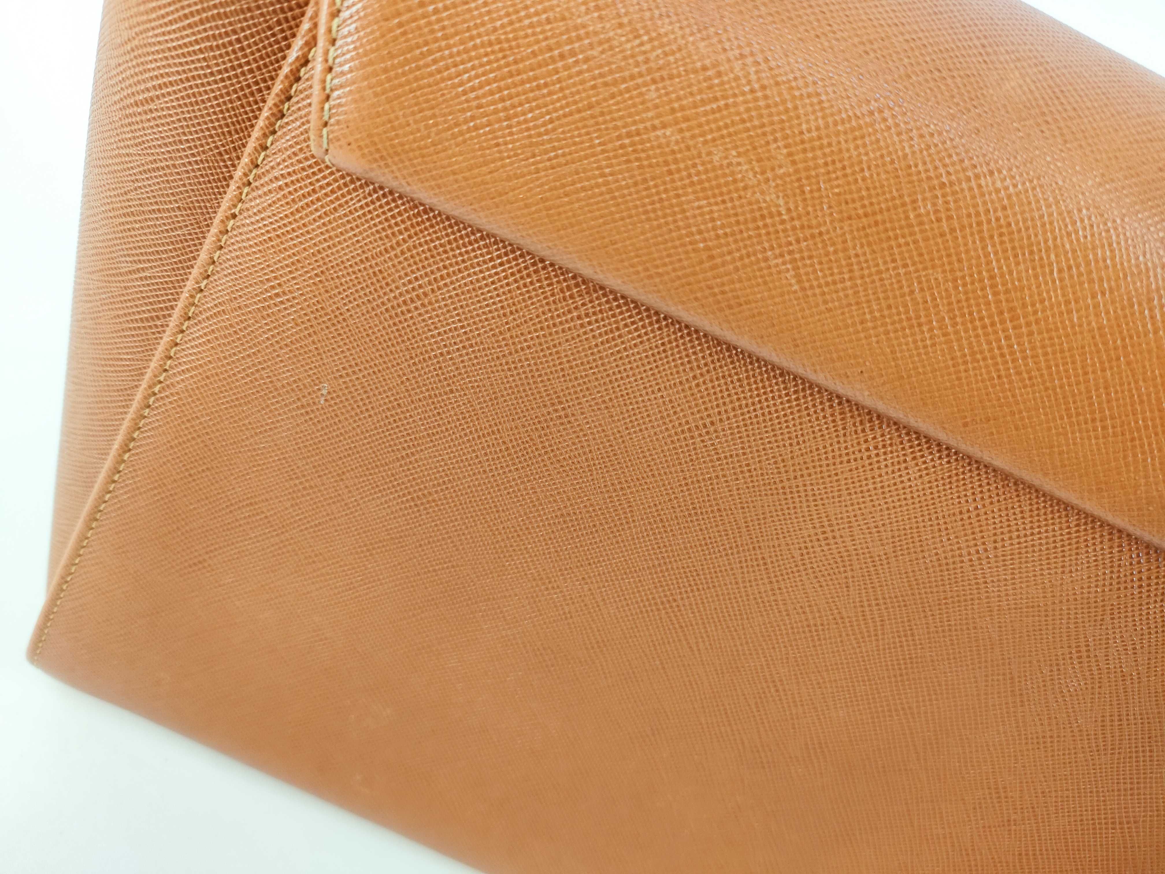 Circle Logo Shoulder Bag — view 9