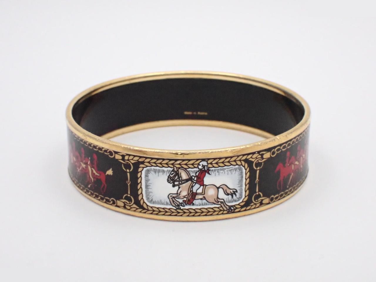 Enamel GM Bangle, Enamel GM, Wrist circumference approximately 21cm — view 2