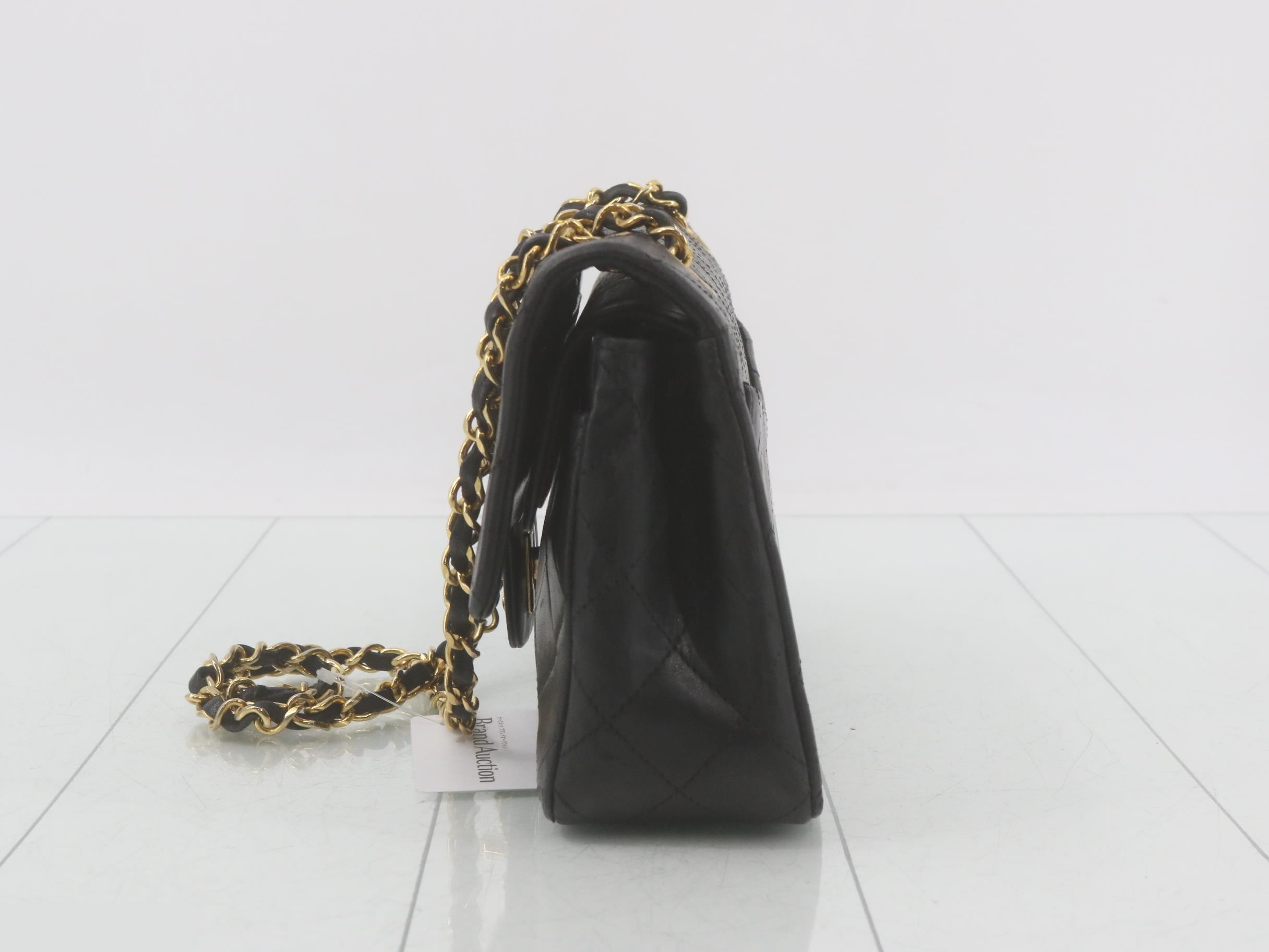 Other lines: Double flap shoulder bag, item number 1. — view 3