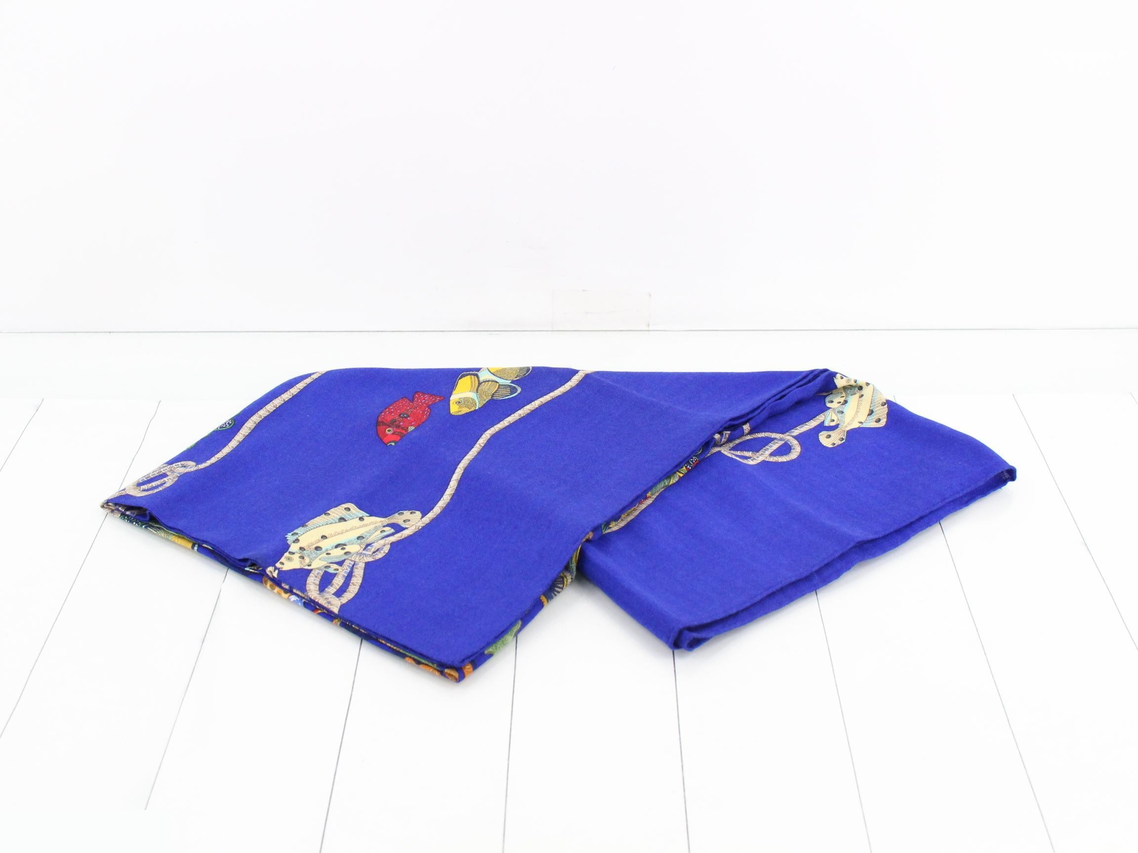 Shawl — view 3