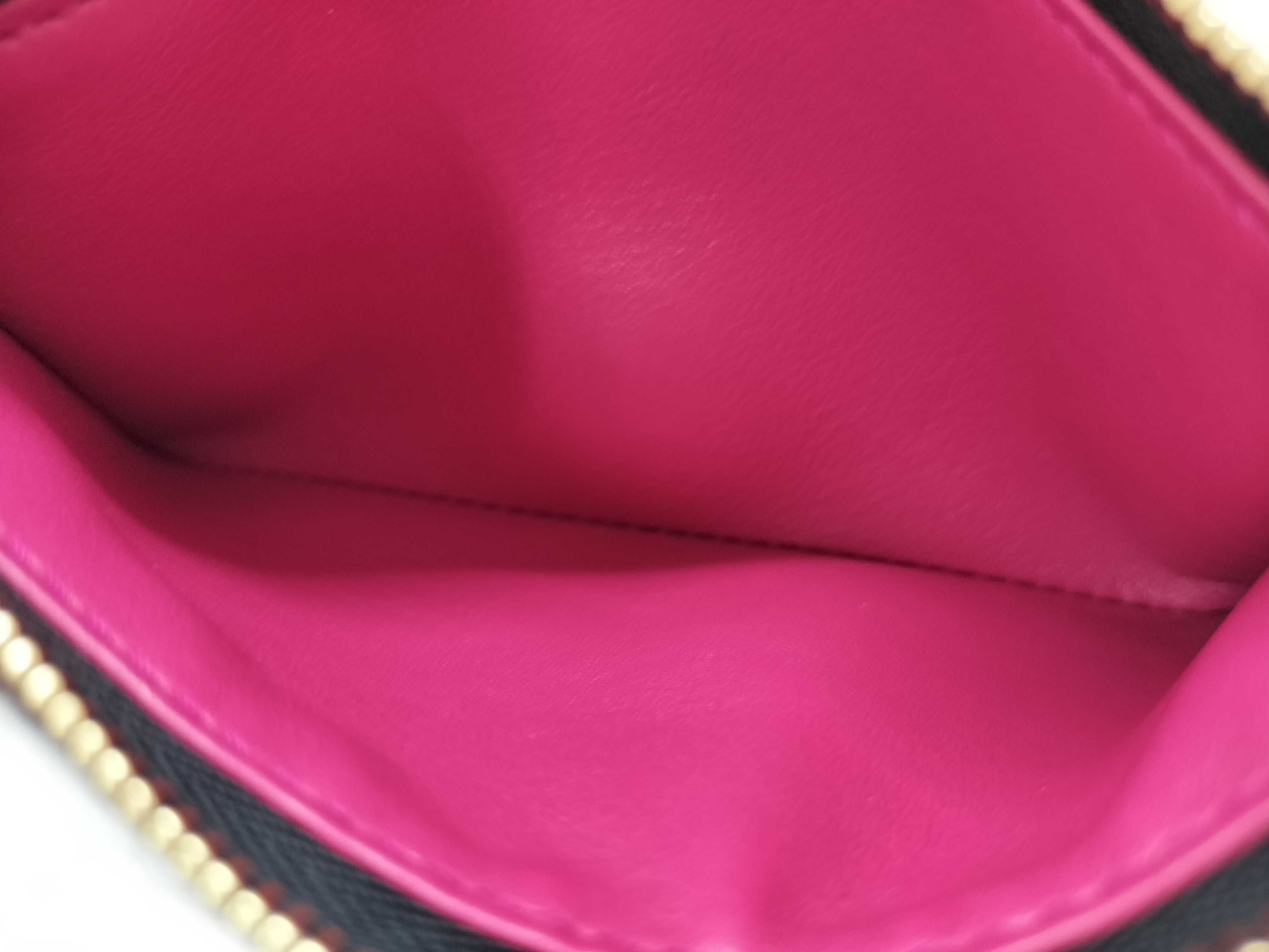 Wallet with IC Chip, Taurillon Leather, M62157 Wallet — view 11