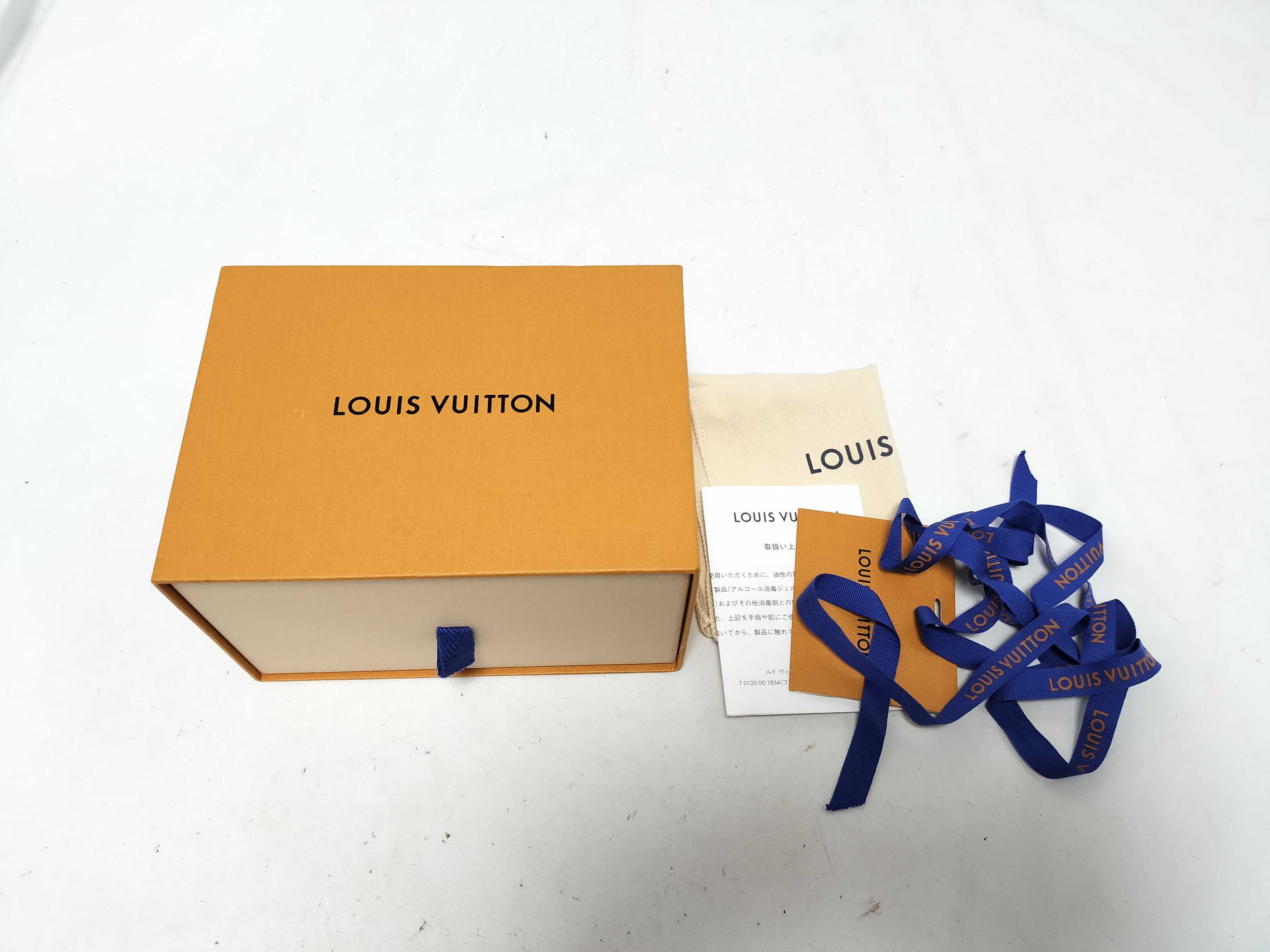 LV Keychain M01392 Key Case/Keychain — view 11