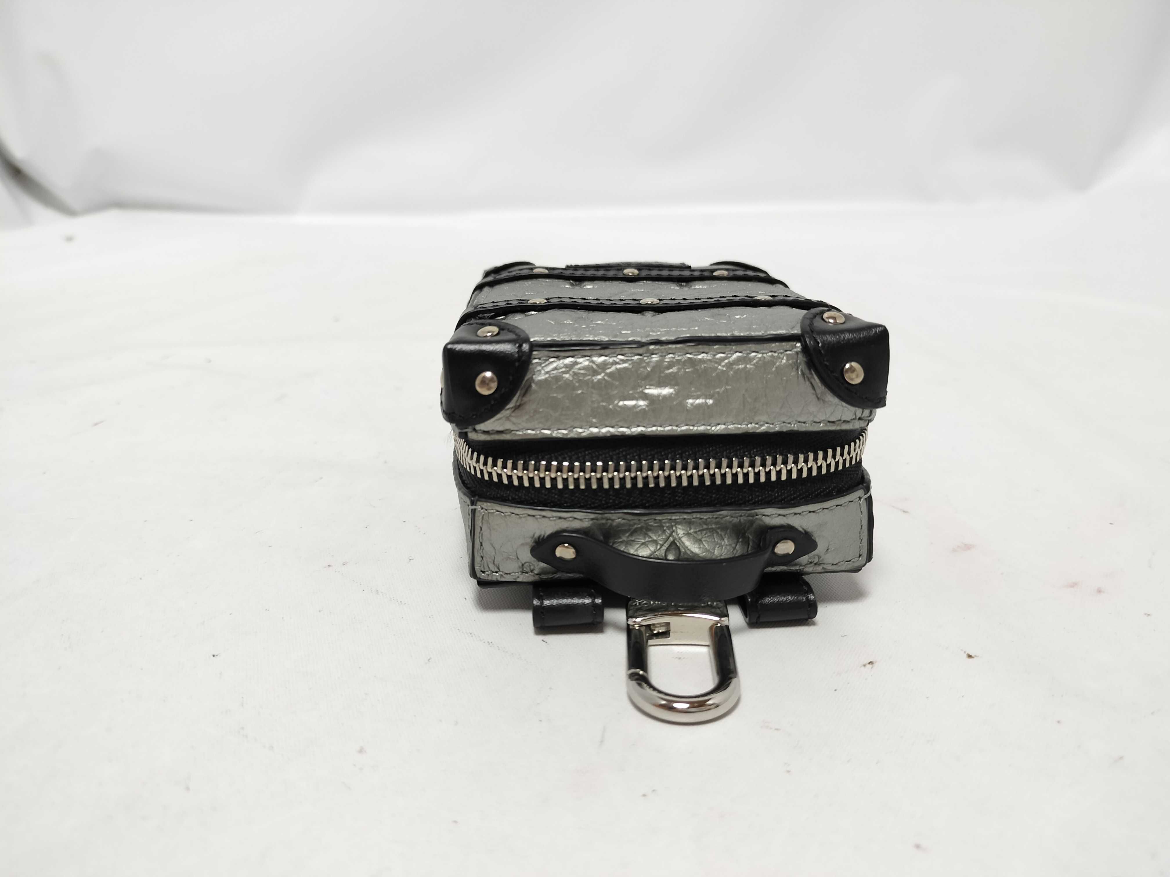 LV Keychain M01392 Key Case/Keychain — view 6