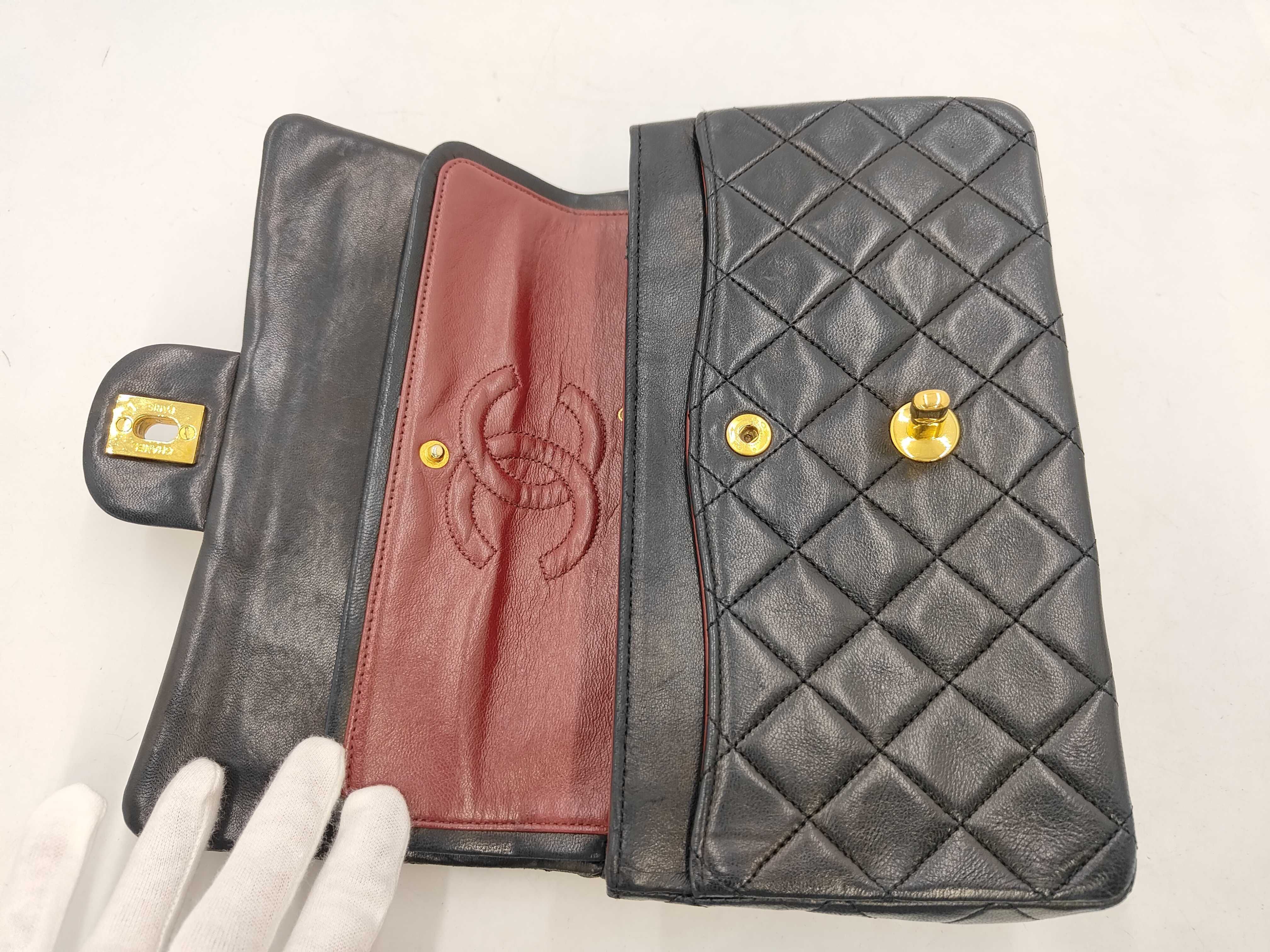 Matelassé Black Shoulder Bag with Double Flap — view 13