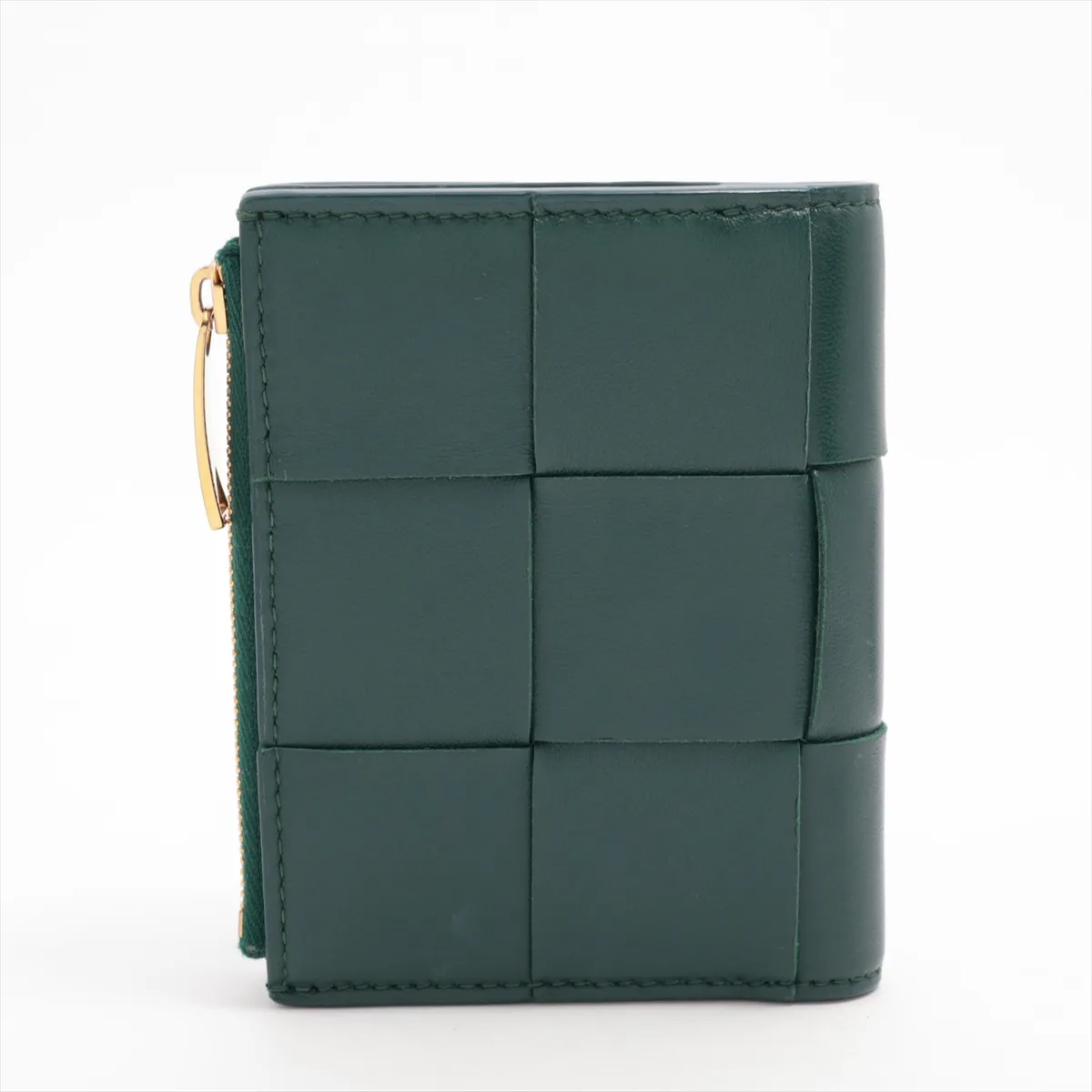 Maxi Intrecciato Cassette Leather Compact Wallet Green — view 2