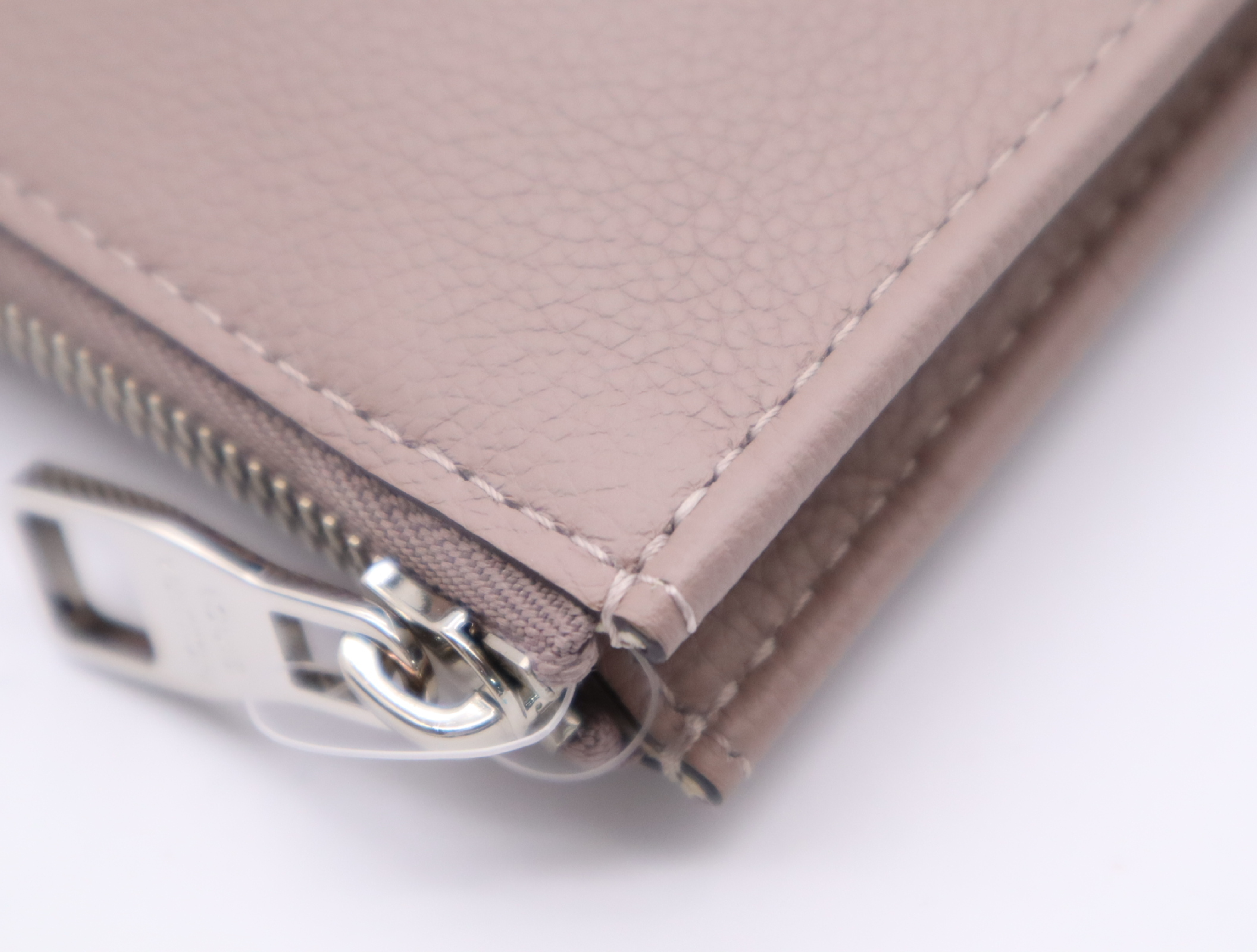 R99760 Taurillon Pochette Jour Taupe Second Bag — view 9