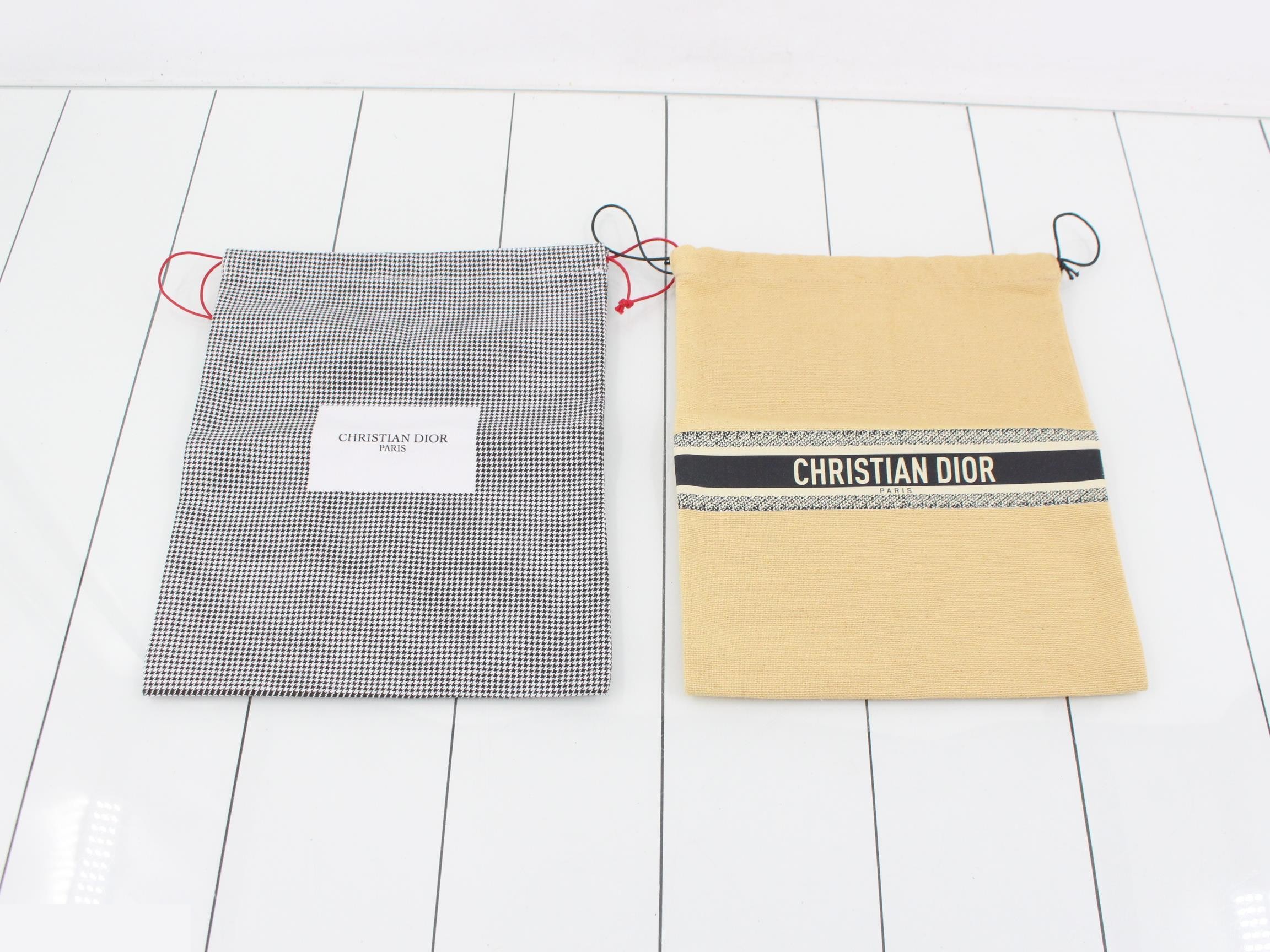 5 Pouches - Bulk Sale - Bundle — view 2