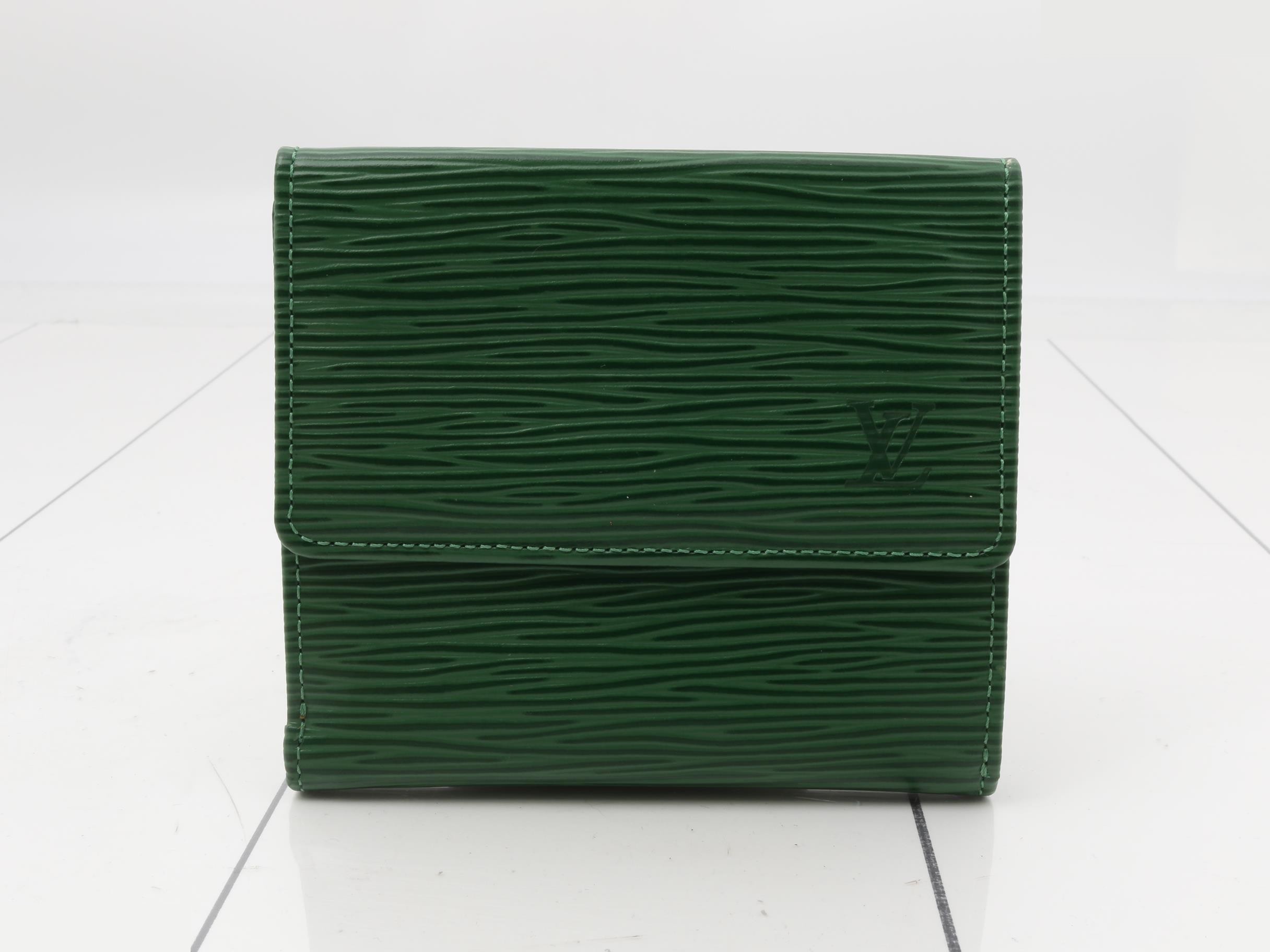 Epi Leather Portefeuille Cartes Crédit, Borneo Green, Double Snap Closure Wallet