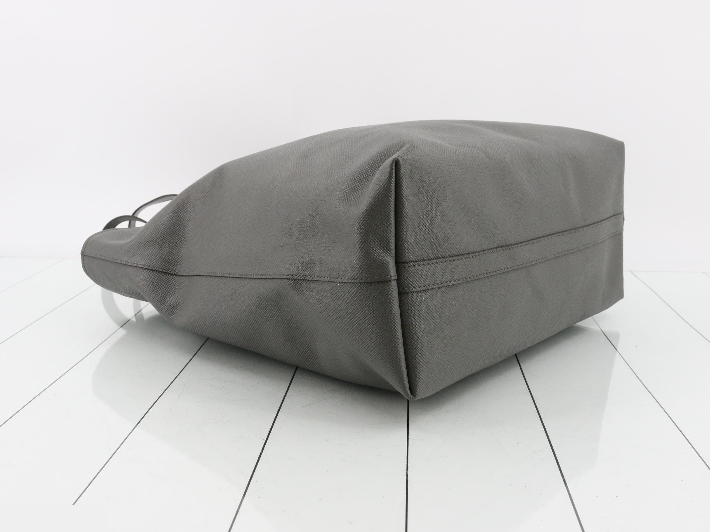 Other lines: Bags & Tote Bags - Saffiano — view 5