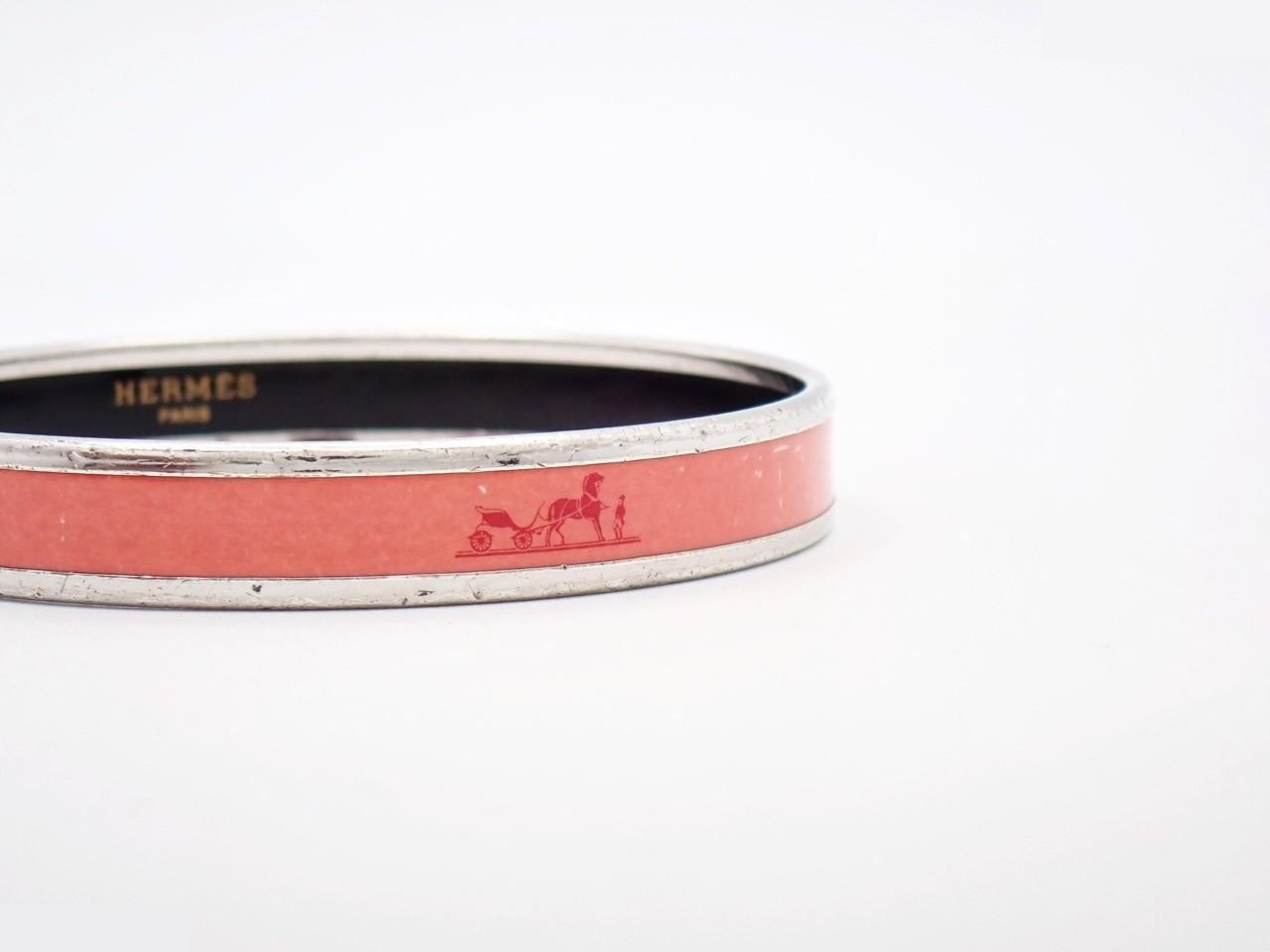 Enamel bangle, wrist circumference approximately 20cm — view 3