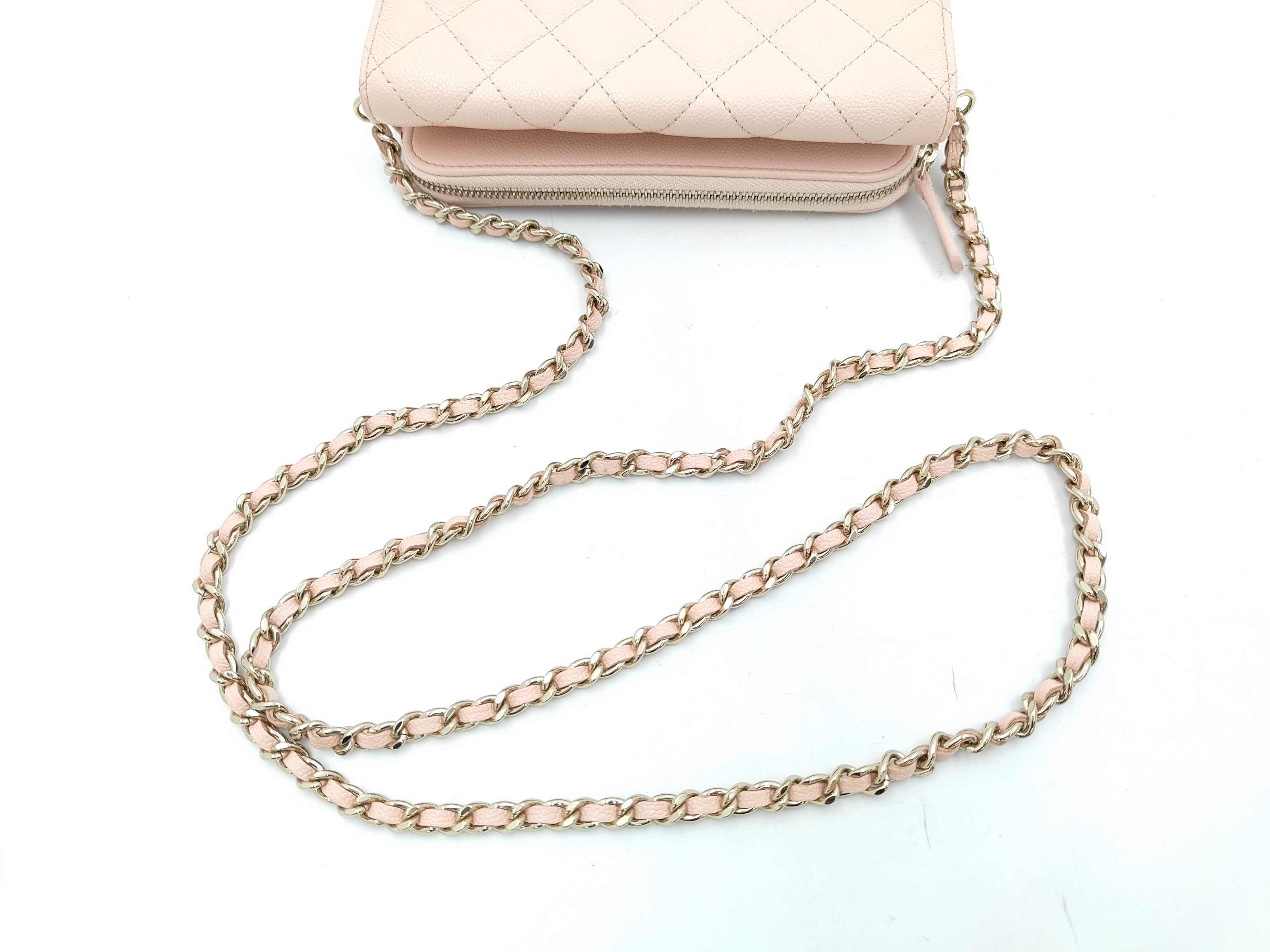 Matelassé Caviar Skin Chain Shoulder Bag — view 3