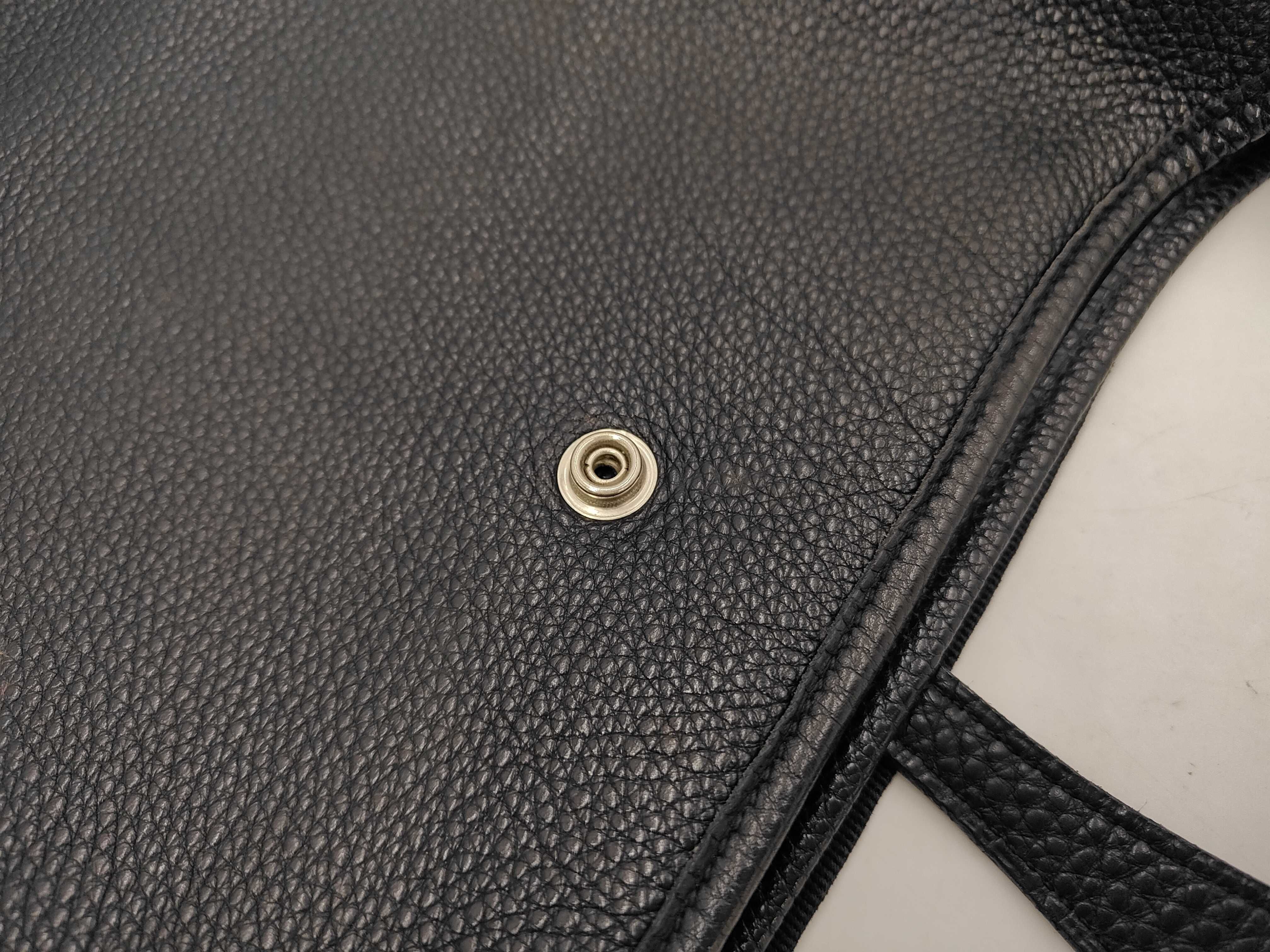Evelyne PM Taurillon Clemence Black Shoulder Bag D — view 12