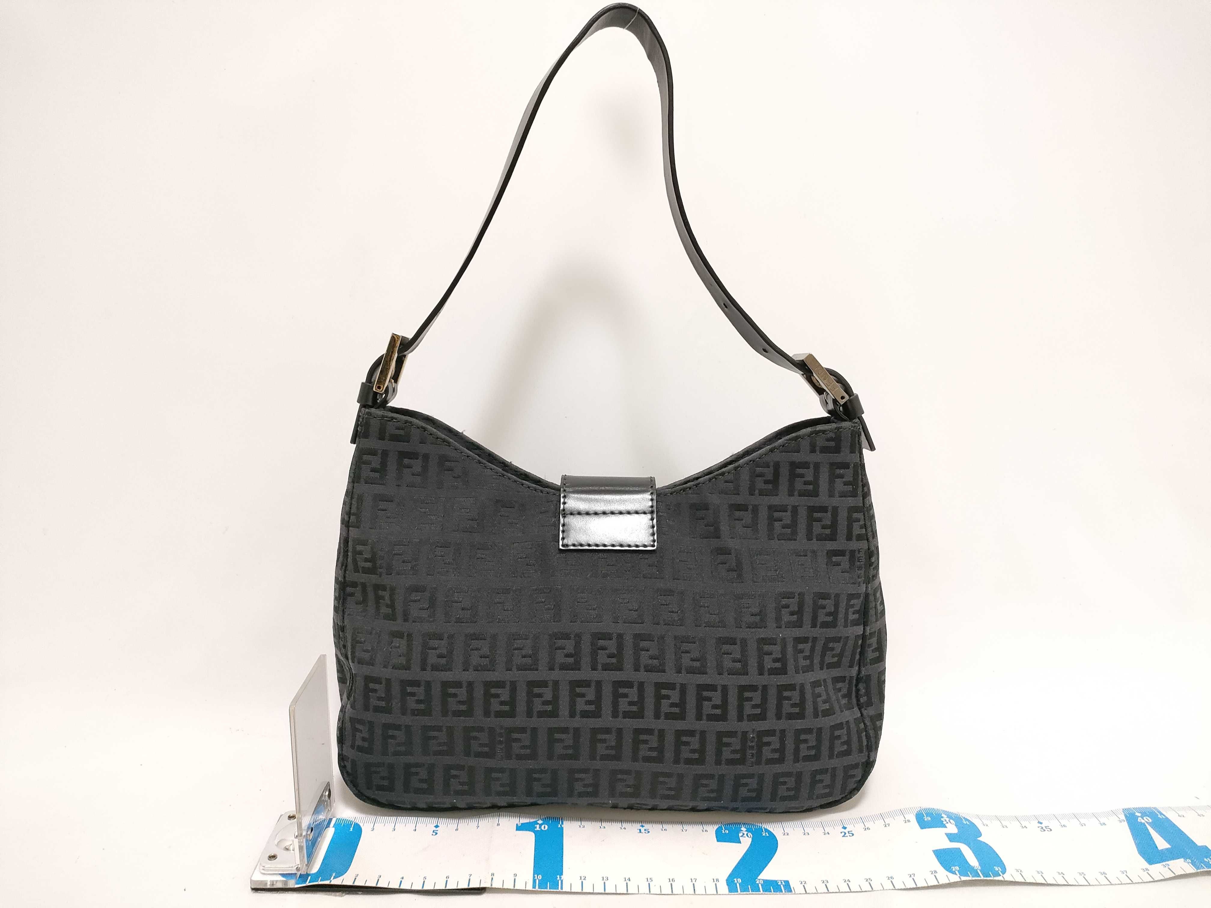 Zucchino Shoulder Bag Black — view 2