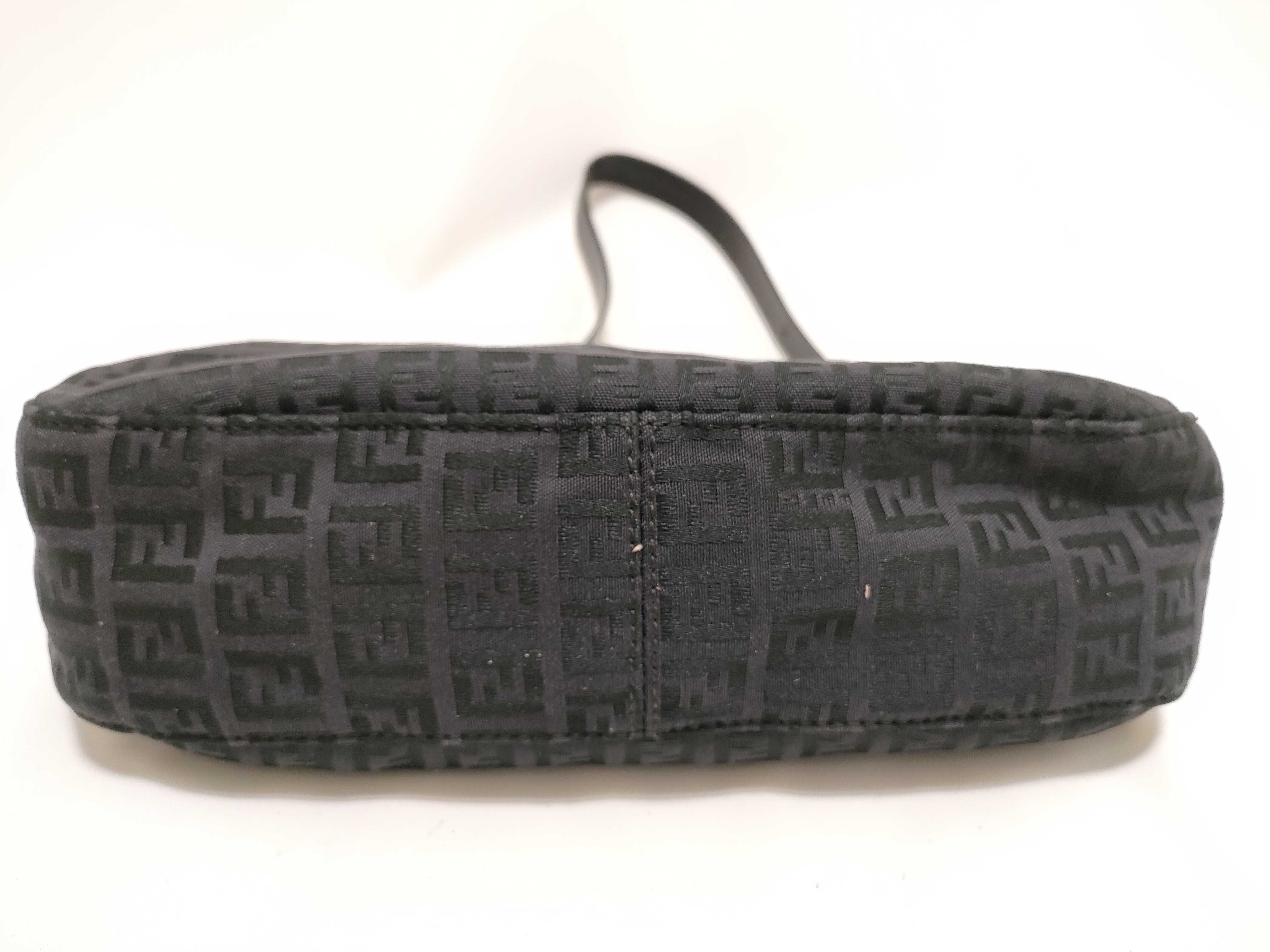 Zucchino Shoulder Bag Black — view 7