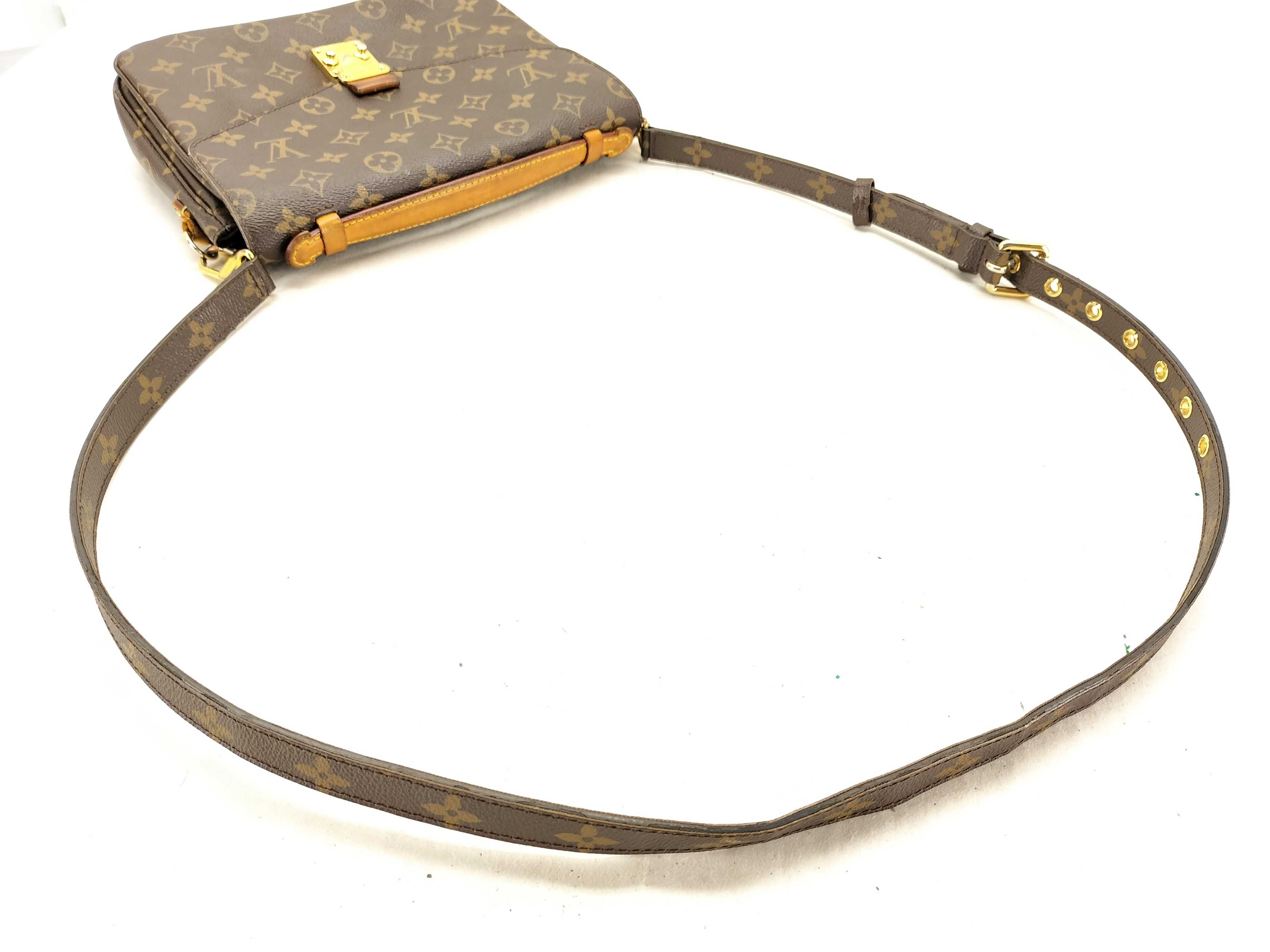 Monogram Pochette Metis MM Handbag — view 4