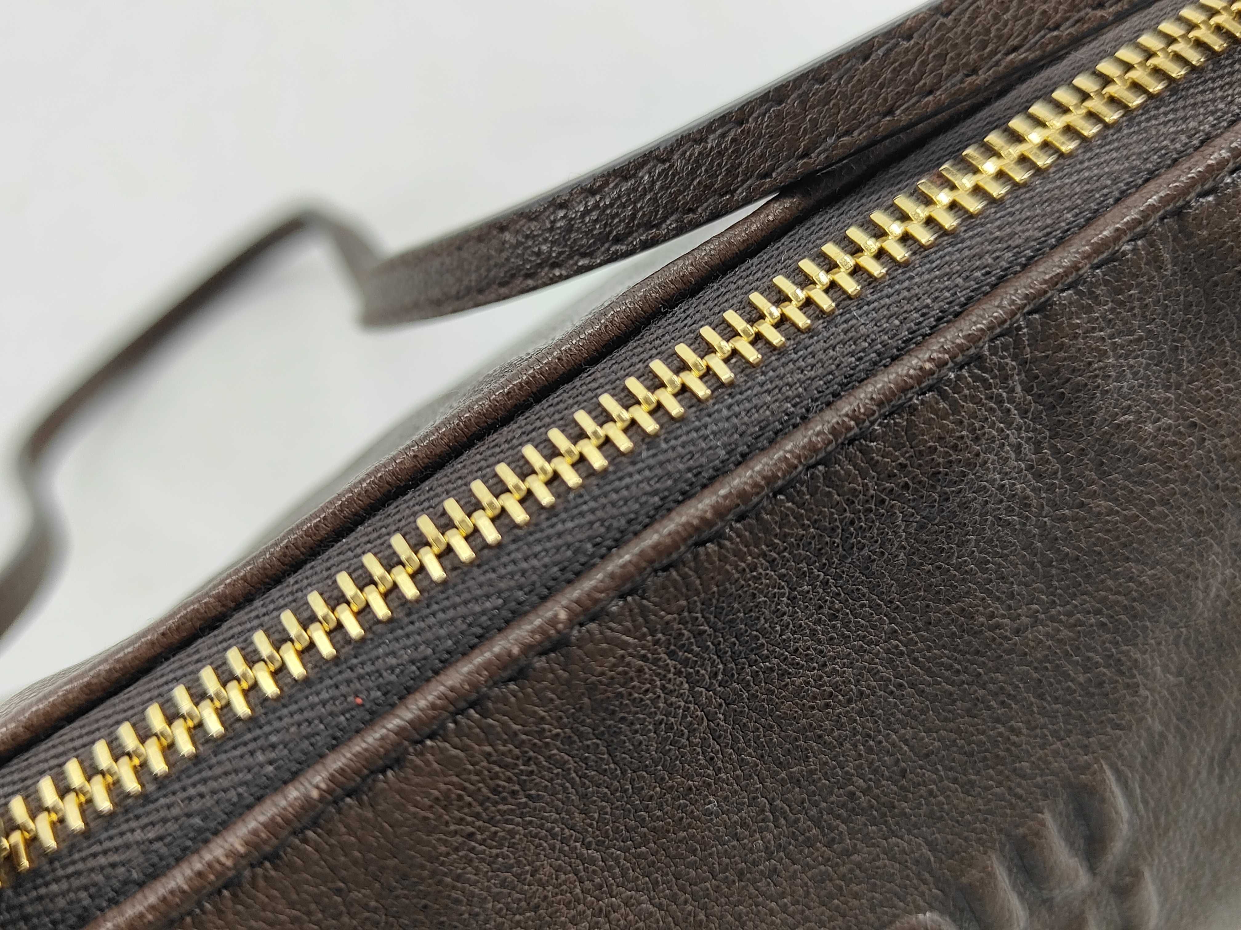 DU- Leather Shoulder Bag Brown 5NE851 Pouch — view 7