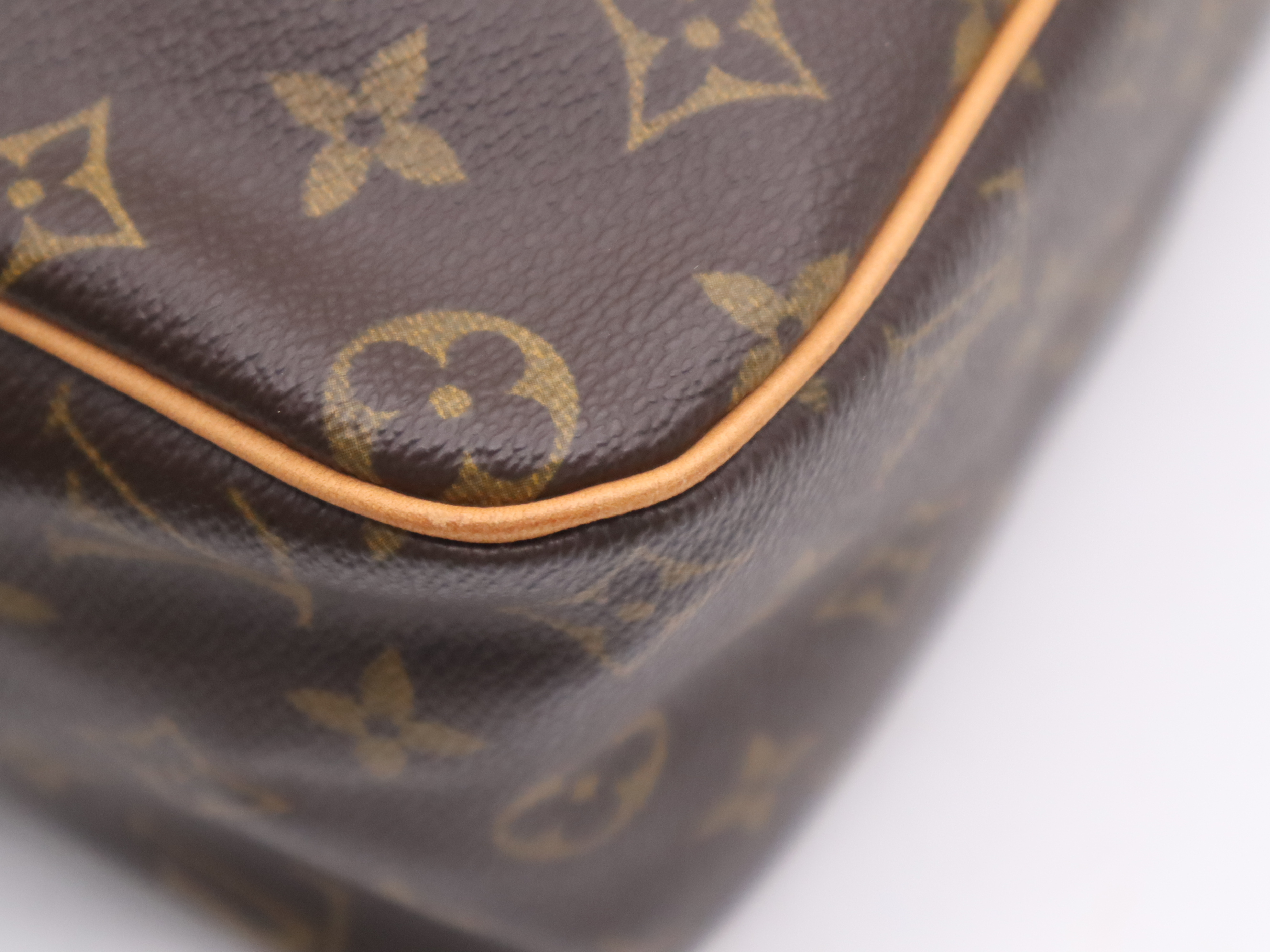 M51182 Monogram Cite MM Shoulder Bag — view 9