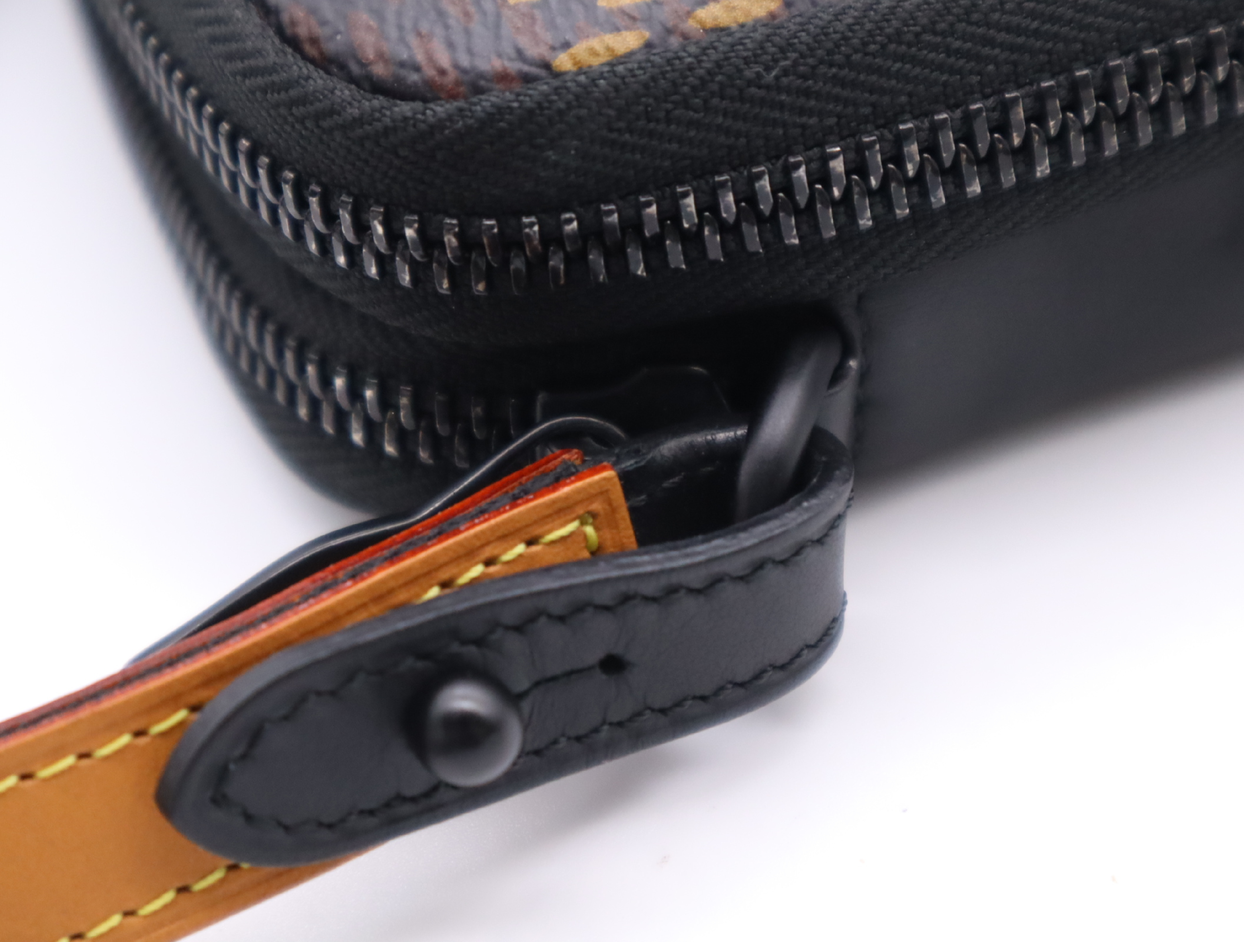 N40377 Damier Giant Ebene Double Phone Shoulder Pouch NIGO Collaboration Turtle Print Shoulder Bag — view 11