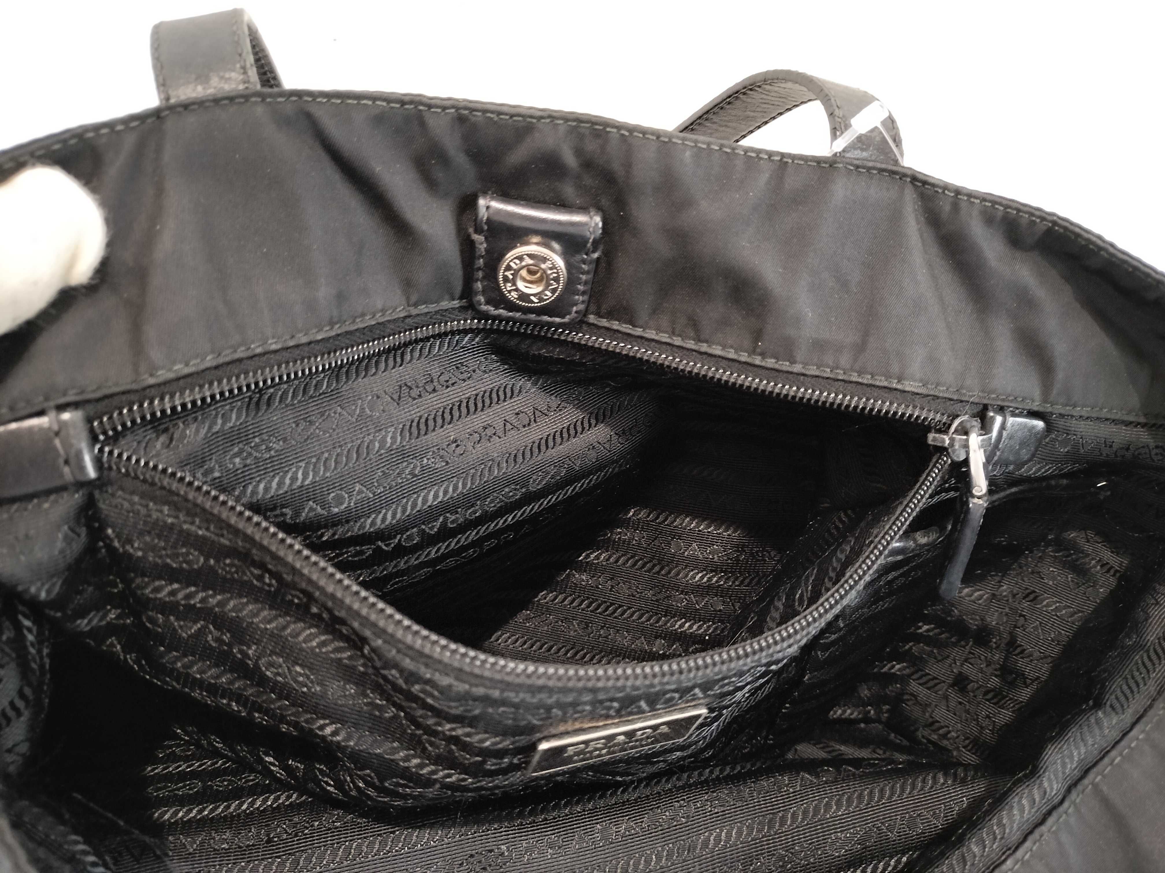 Nylon Handle Leather Tote Bag / Nero / Triangle Logo Handbag — view 10