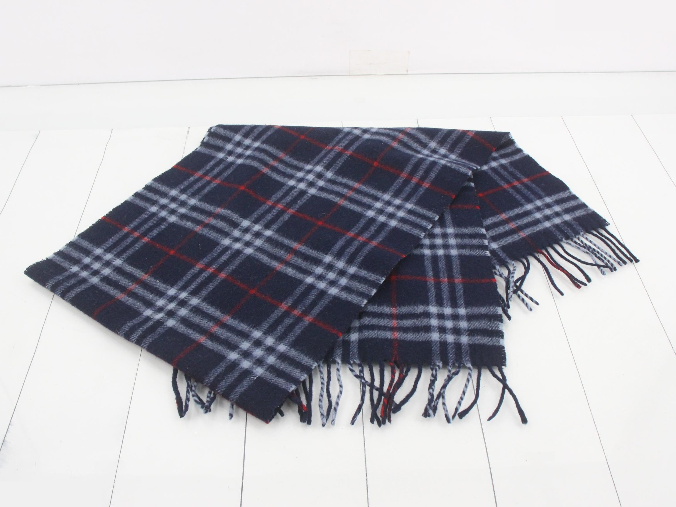 Scarf, Nova Check pattern, navy — view 3