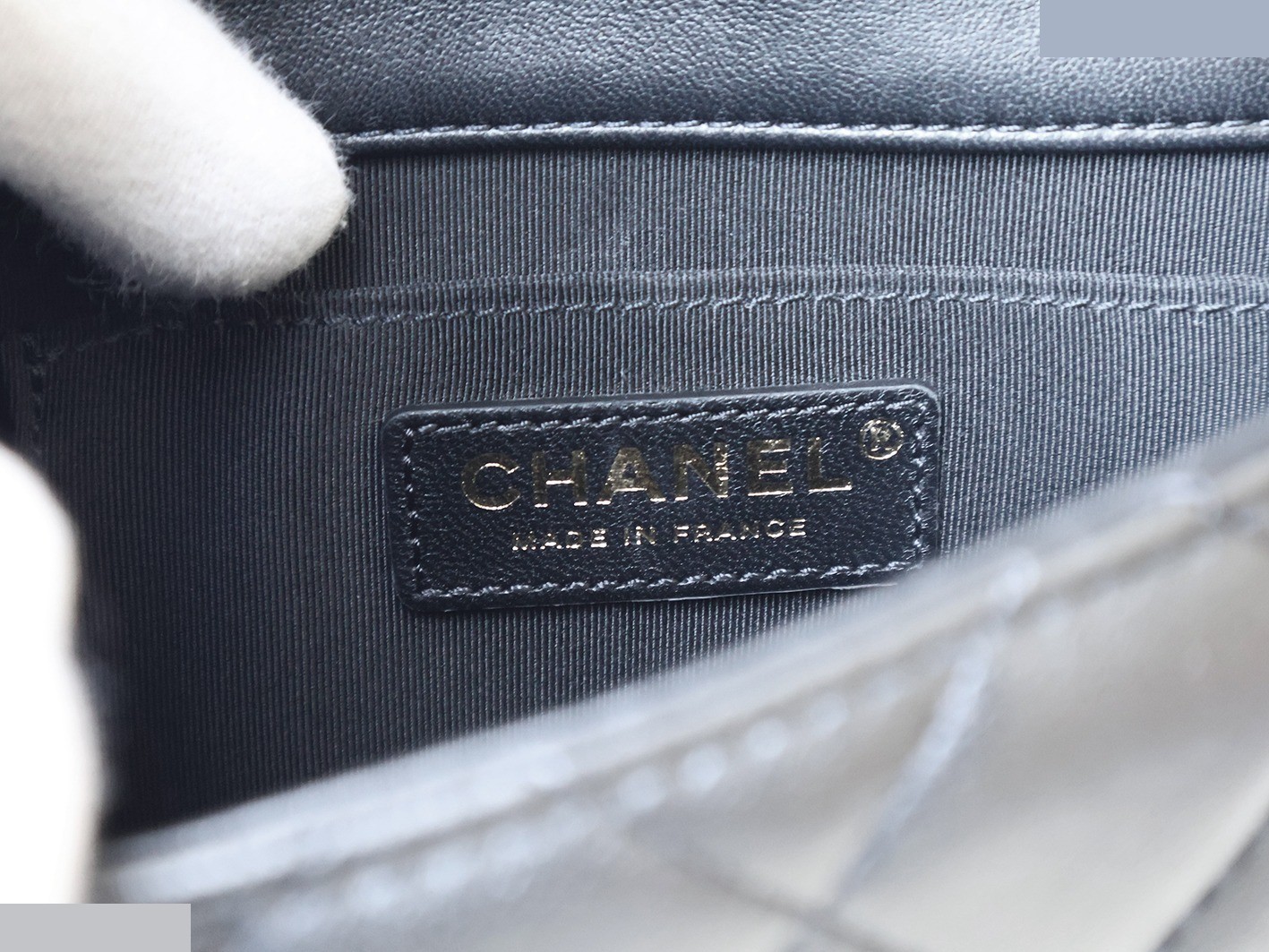 Matelassé Lambskin Pearl Chain Shoulder Bag, Black — view 11