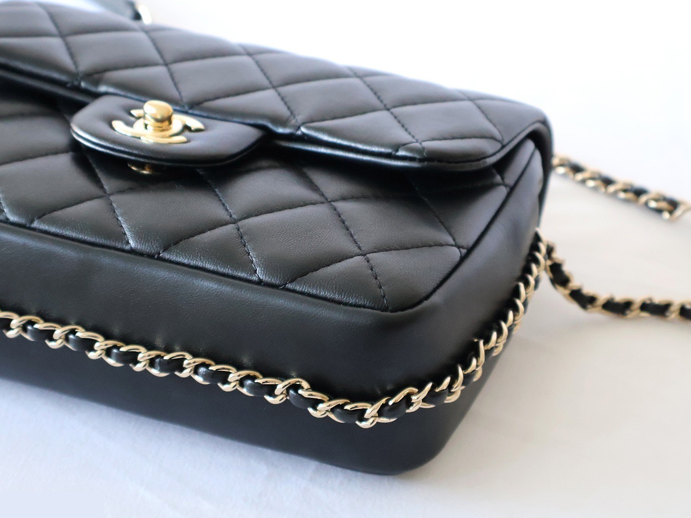 Matelassé Lambskin Pearl Chain Shoulder Bag, Black — view 4