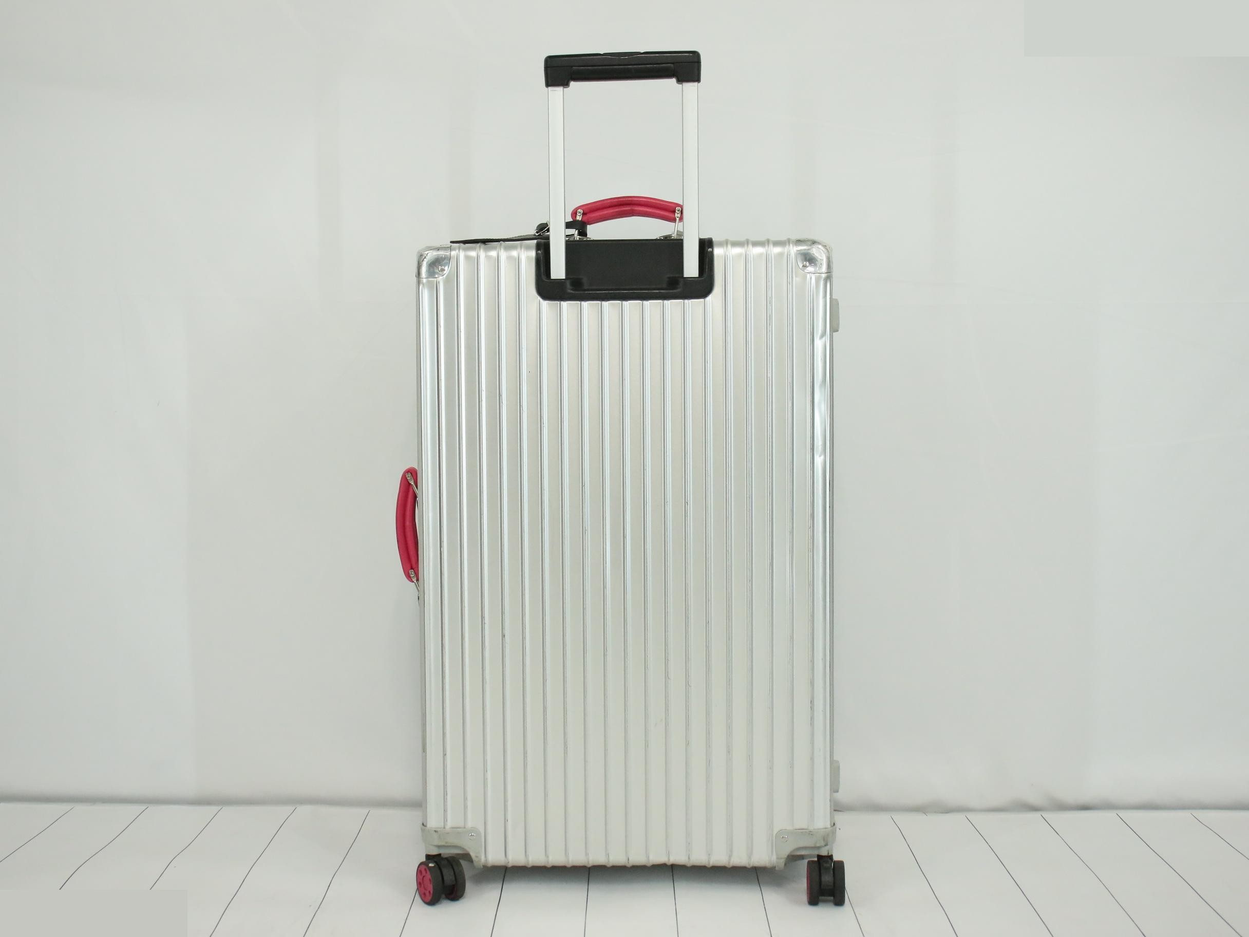 Carry-on suitcase, check-in size L, aluminum, silver — view 2