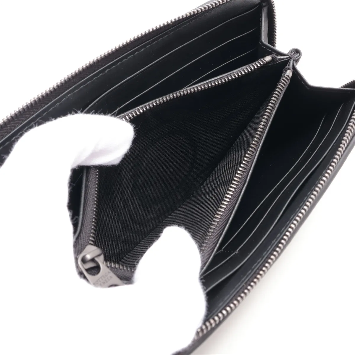 Intrecciato Leather Round Zip Wallet Black — view 7