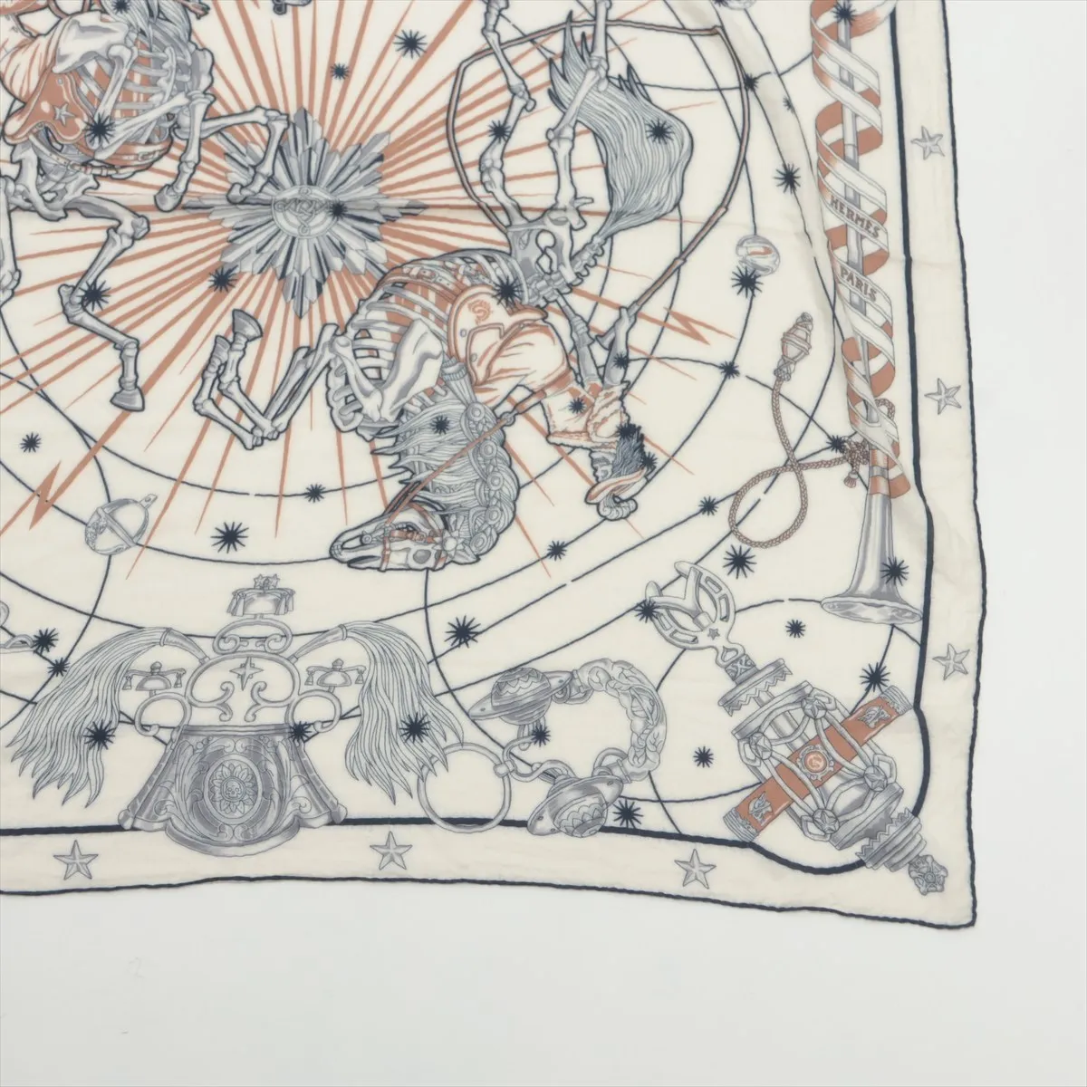 Carre Geant Chorus Stellarum scarf, cashmere x silk, ivory. Shows signs of wear, — view 4