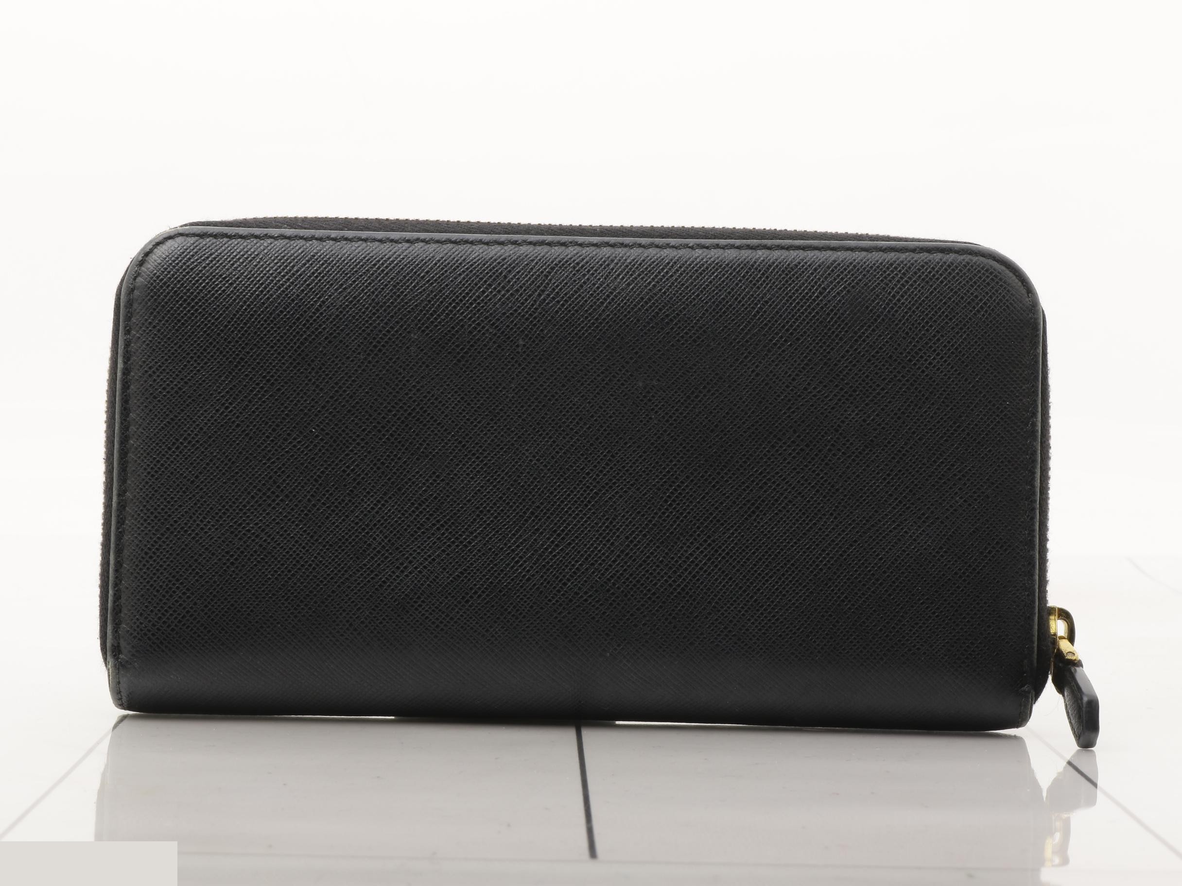 Other lines: Bags and wallets, black — view 2