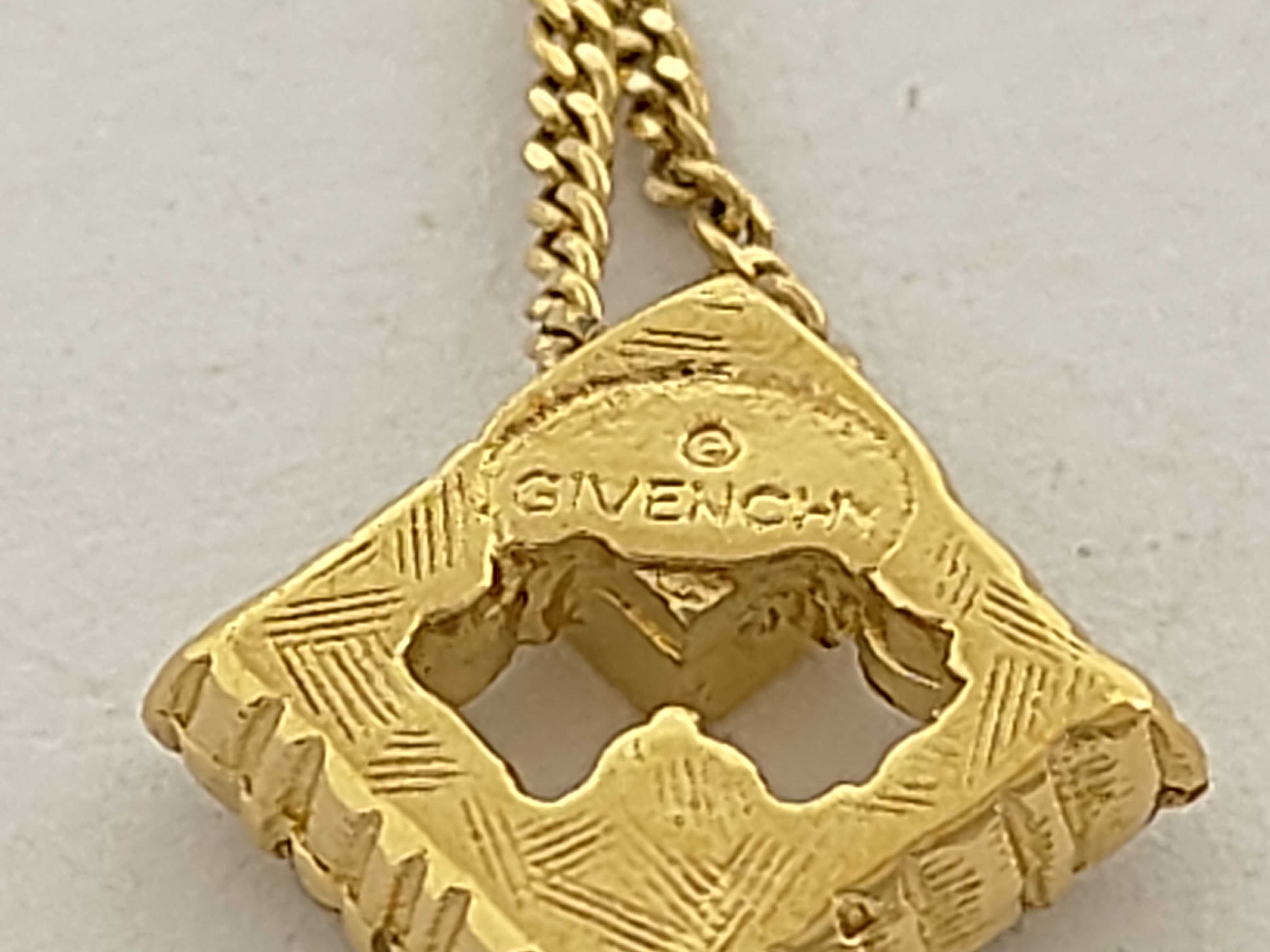 Necklace — view 3