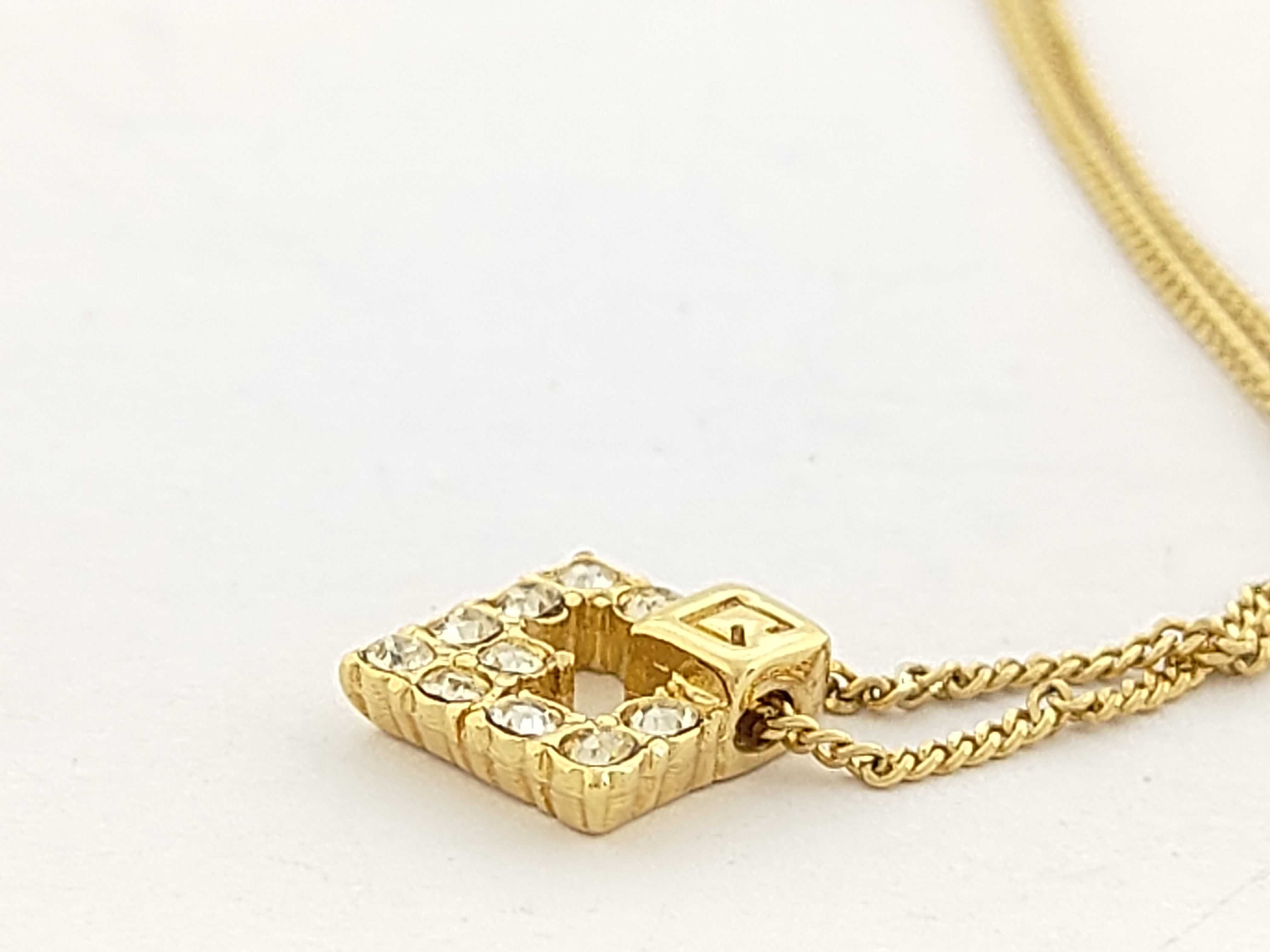 Necklace — view 4