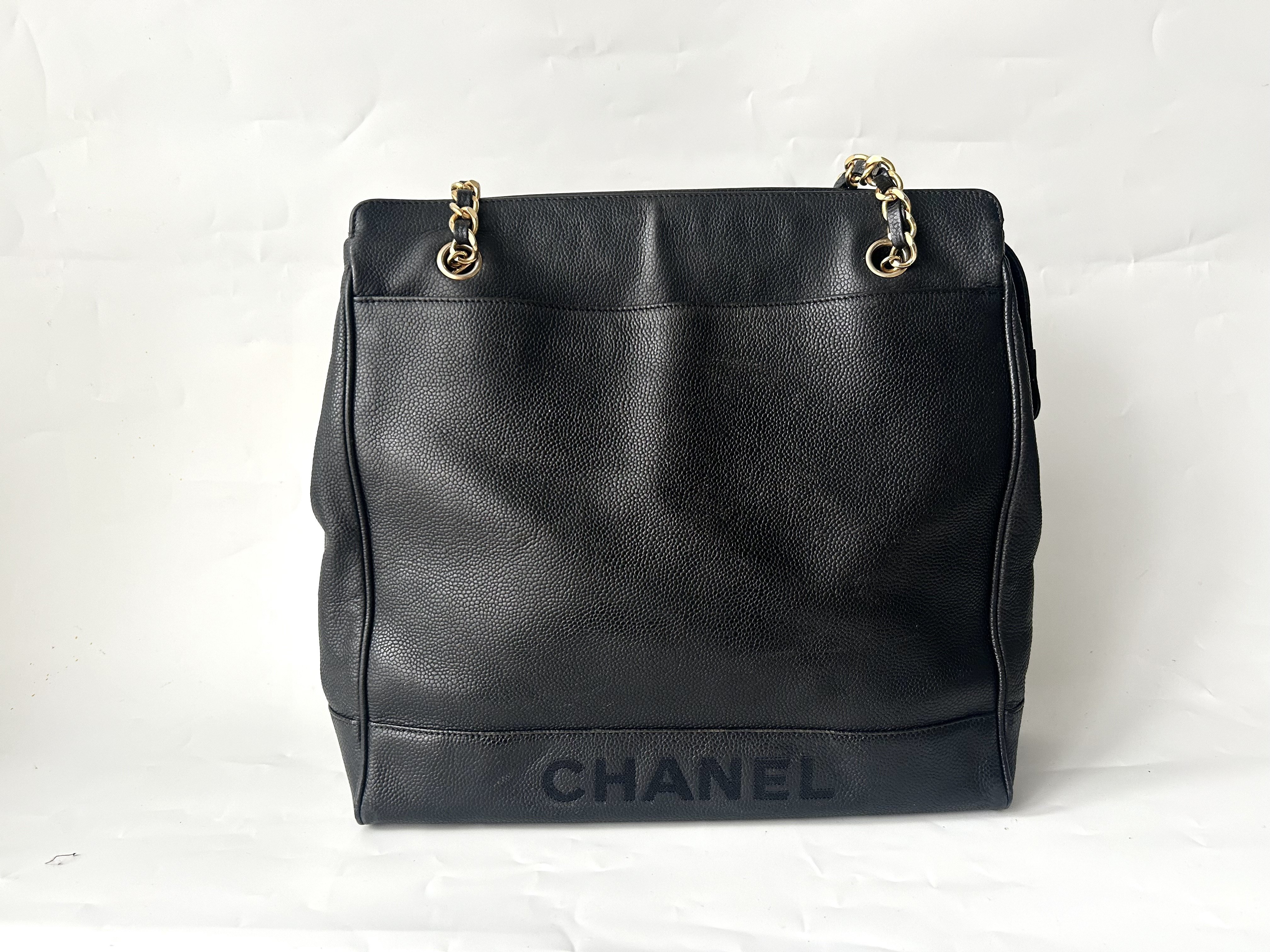 Caviar Skin Logo Chain Tote Bag — view 3