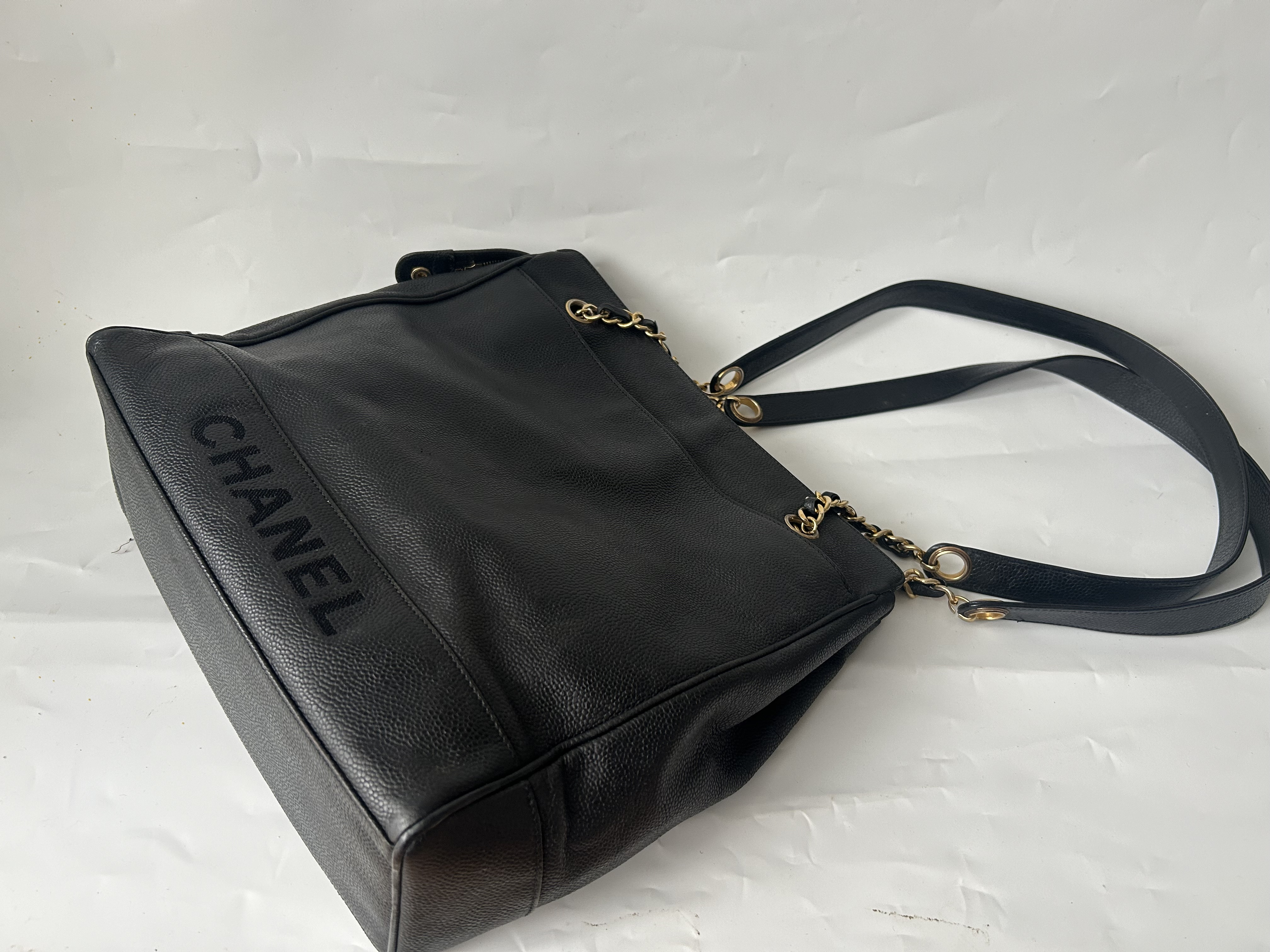 Caviar Skin Logo Chain Tote Bag — view 4