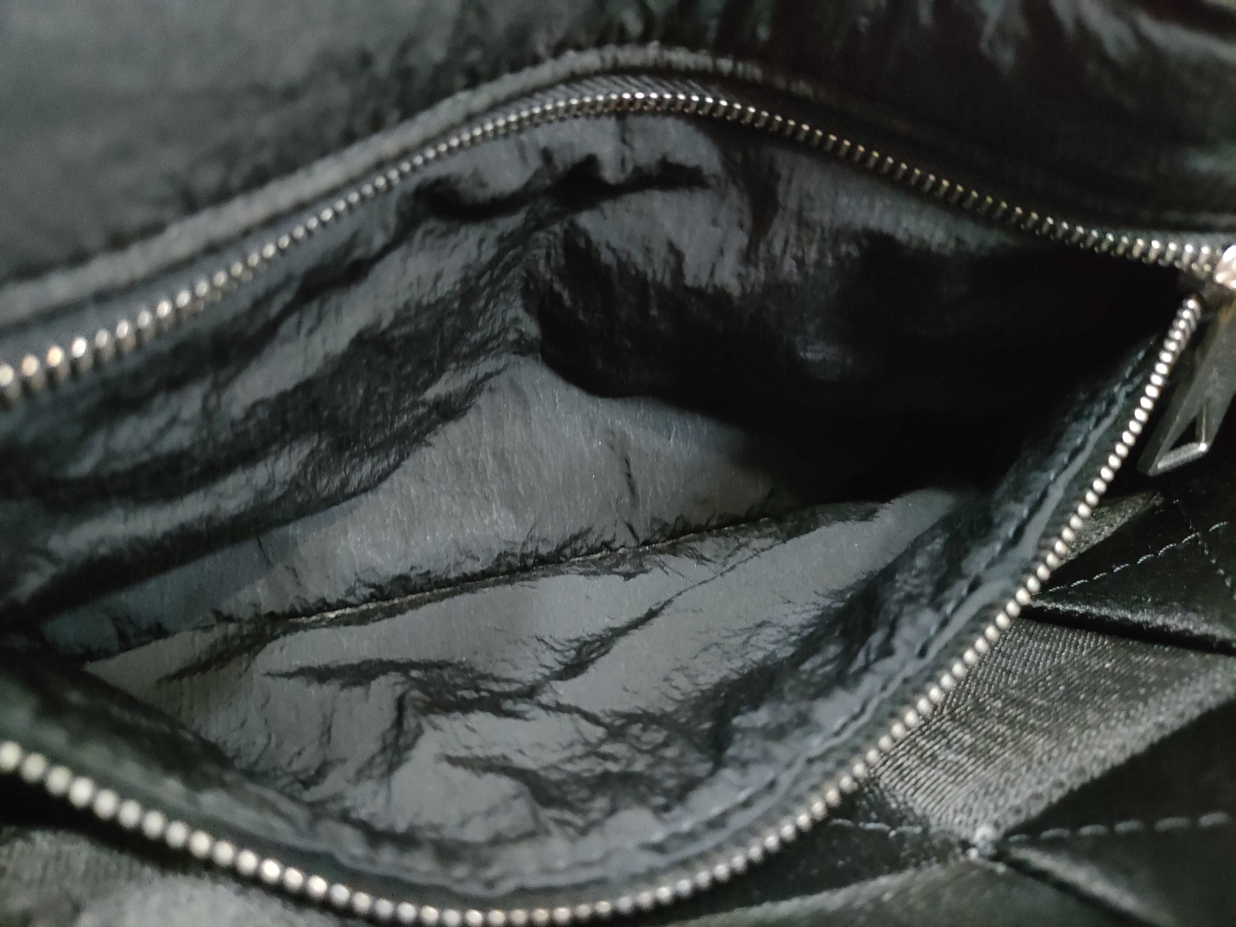Intrecciato Bottega Cassette Canvas Maxi Intrecciato Shoulder Bag Black RFID Shoulder Bag — view 11