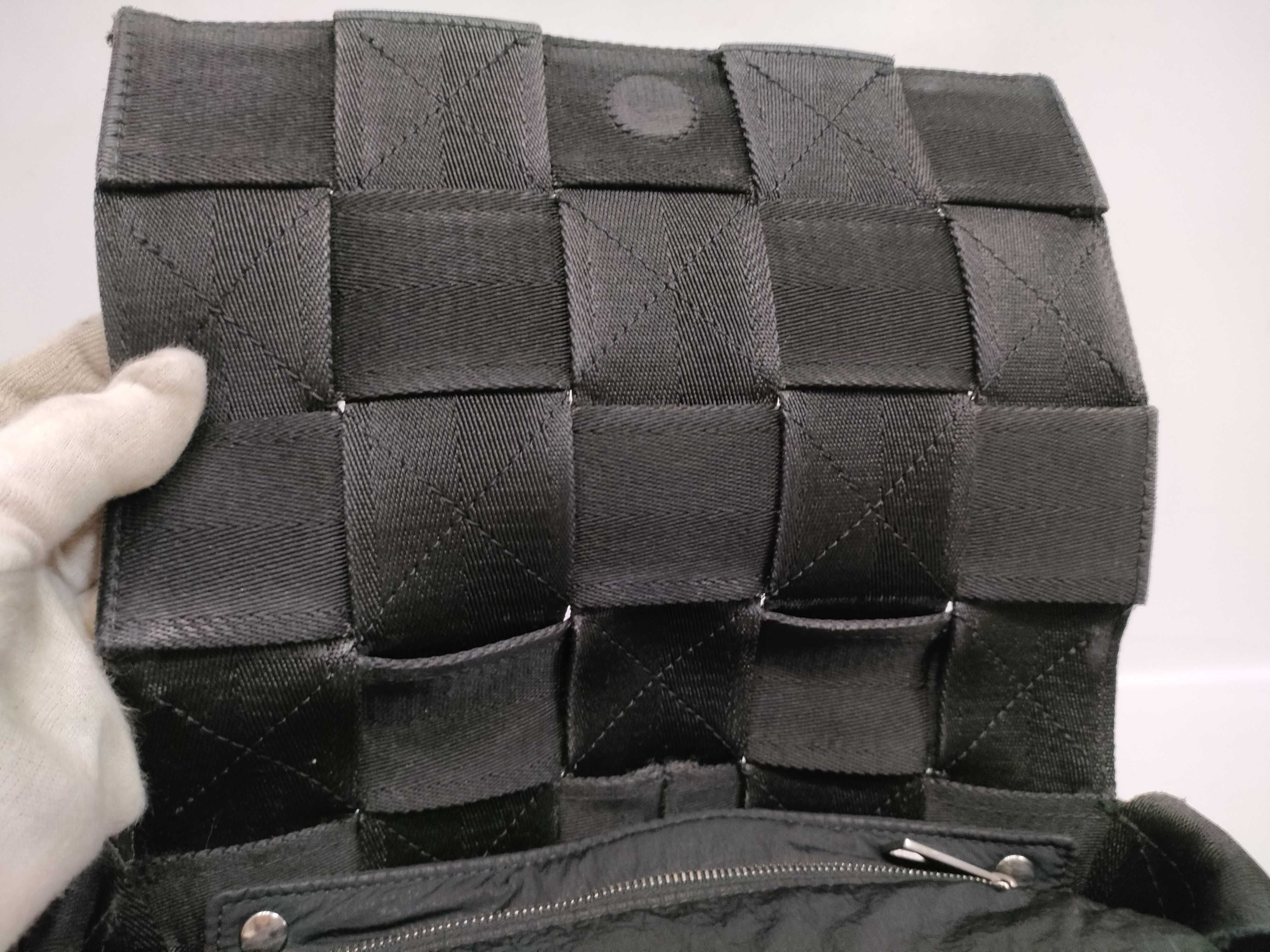 Intrecciato Bottega Cassette Canvas Maxi Intrecciato Shoulder Bag Black RFID Shoulder Bag — view 13
