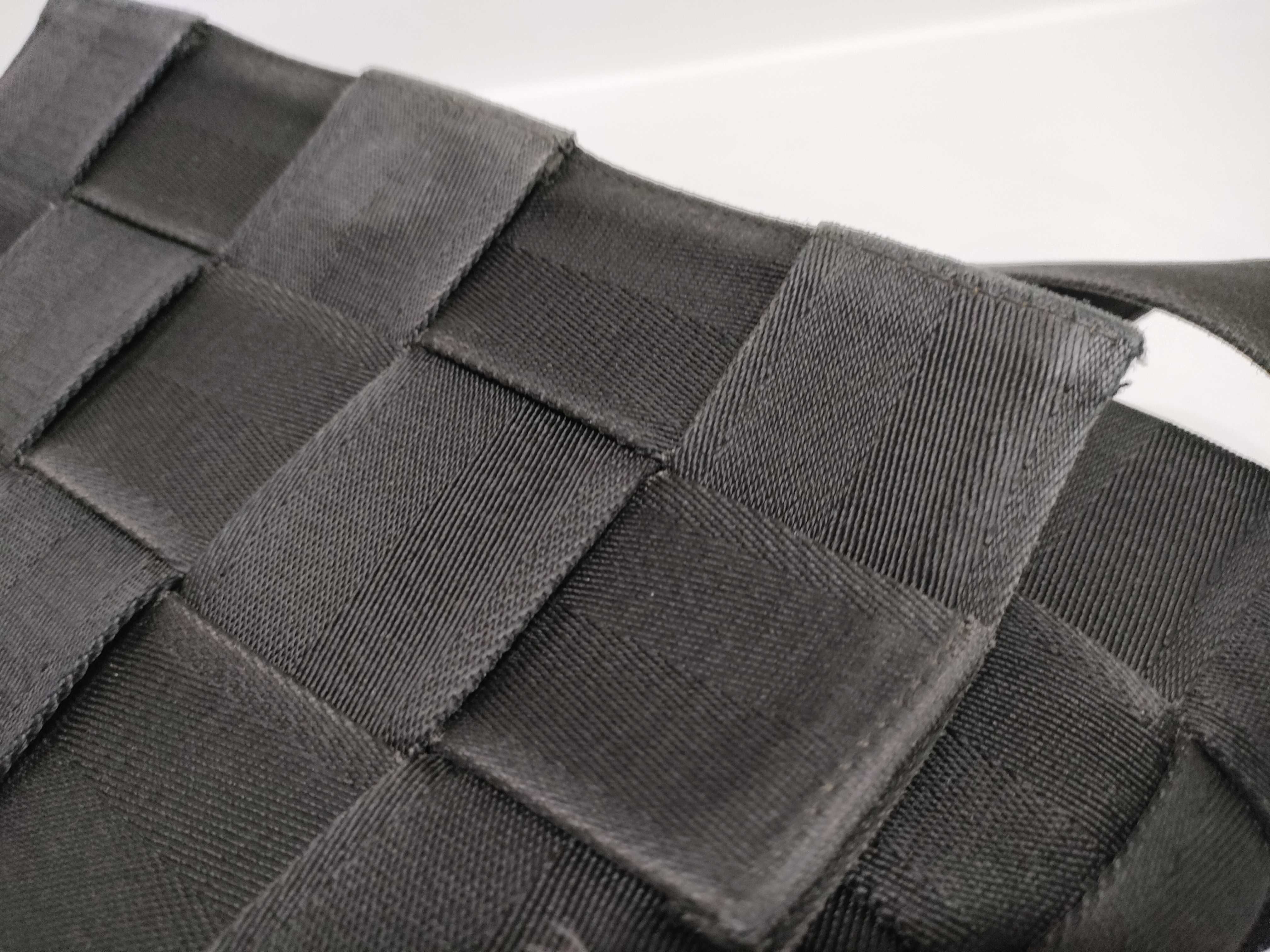 Intrecciato Bottega Cassette Canvas Maxi Intrecciato Shoulder Bag Black RFID Shoulder Bag — view 14