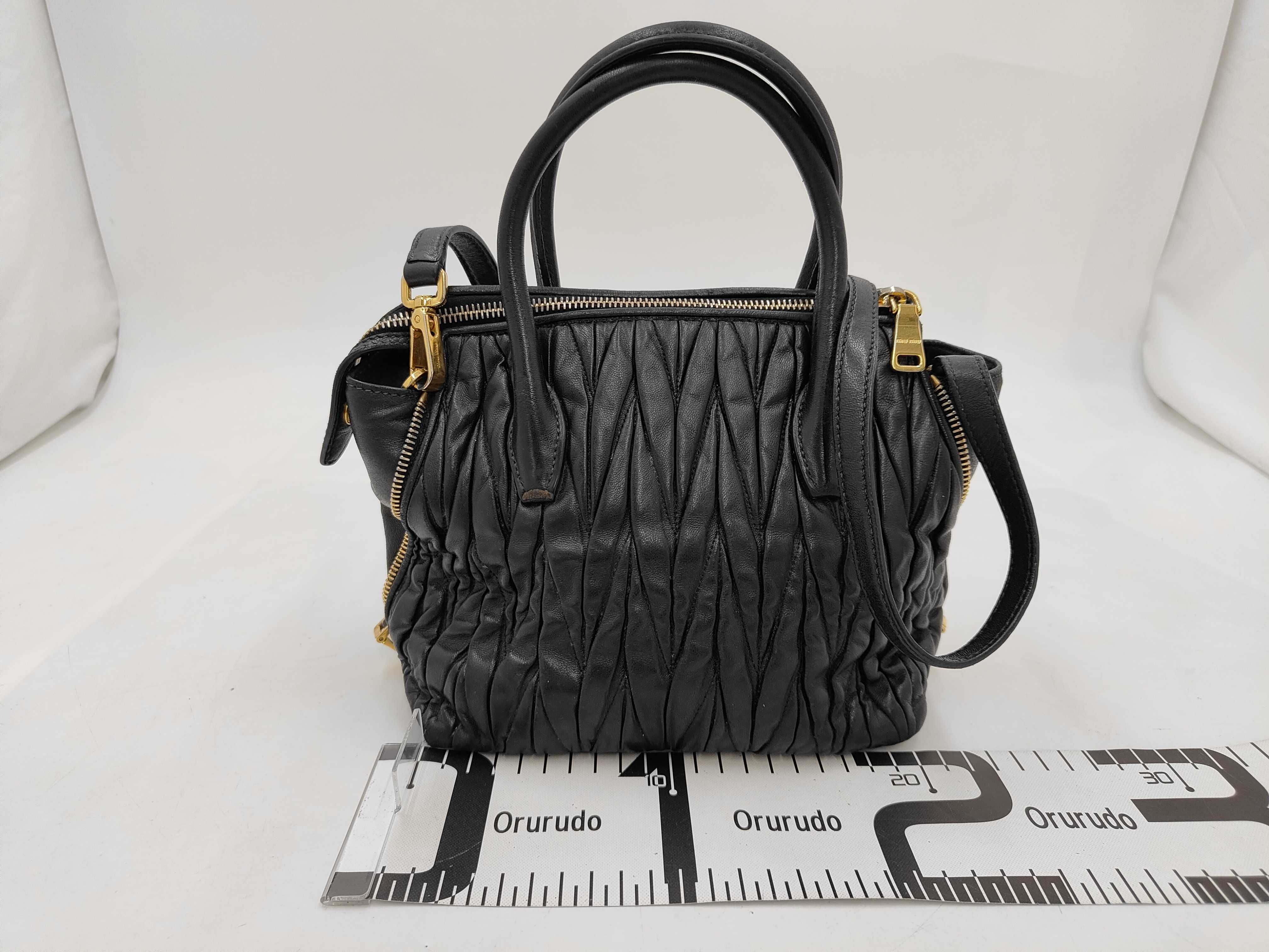 Matelassé Nappa Leather Side Zip 2-Way Shoulder Bag — view 2
