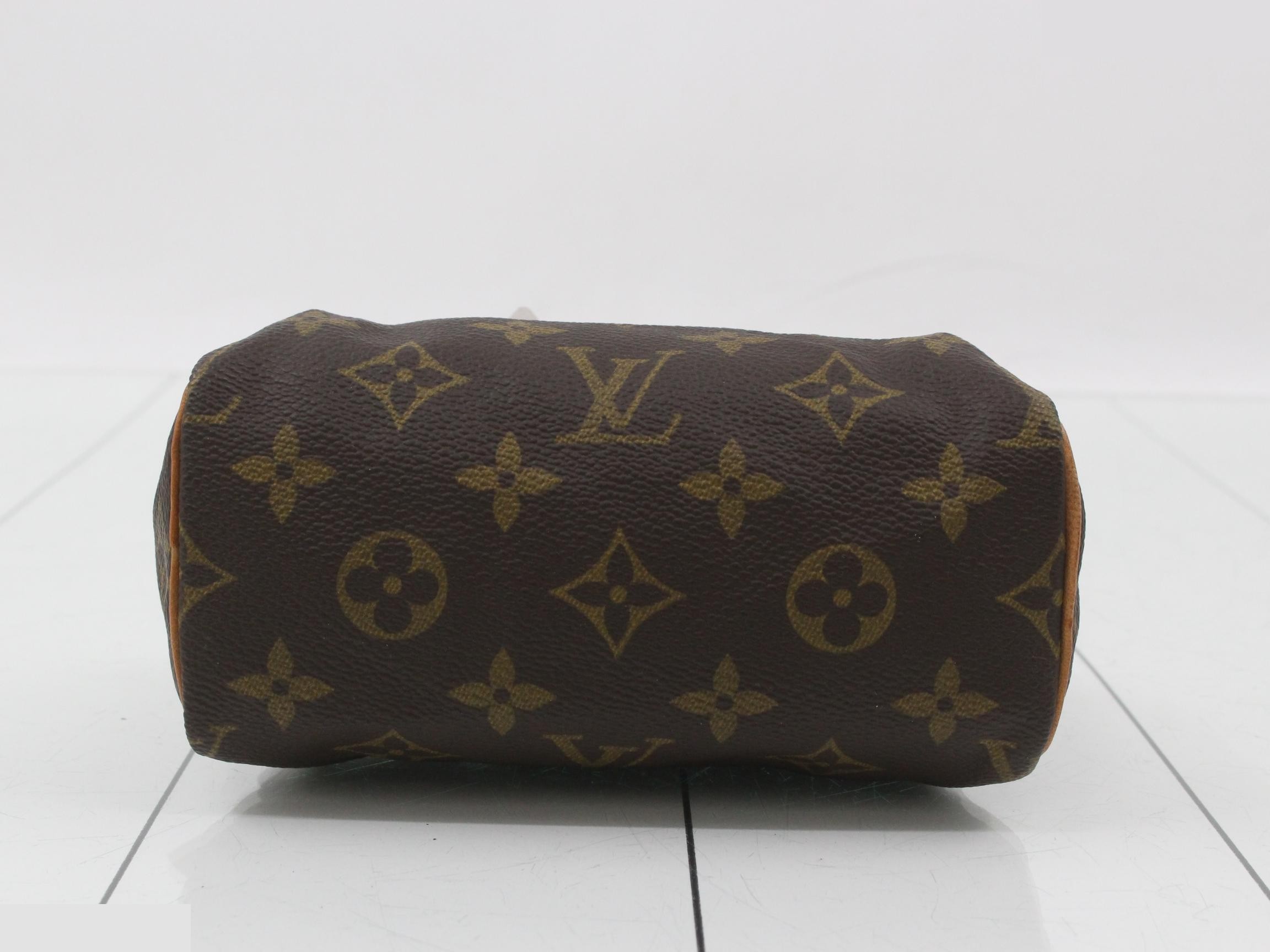 Mini Speedy with long strap — view 3