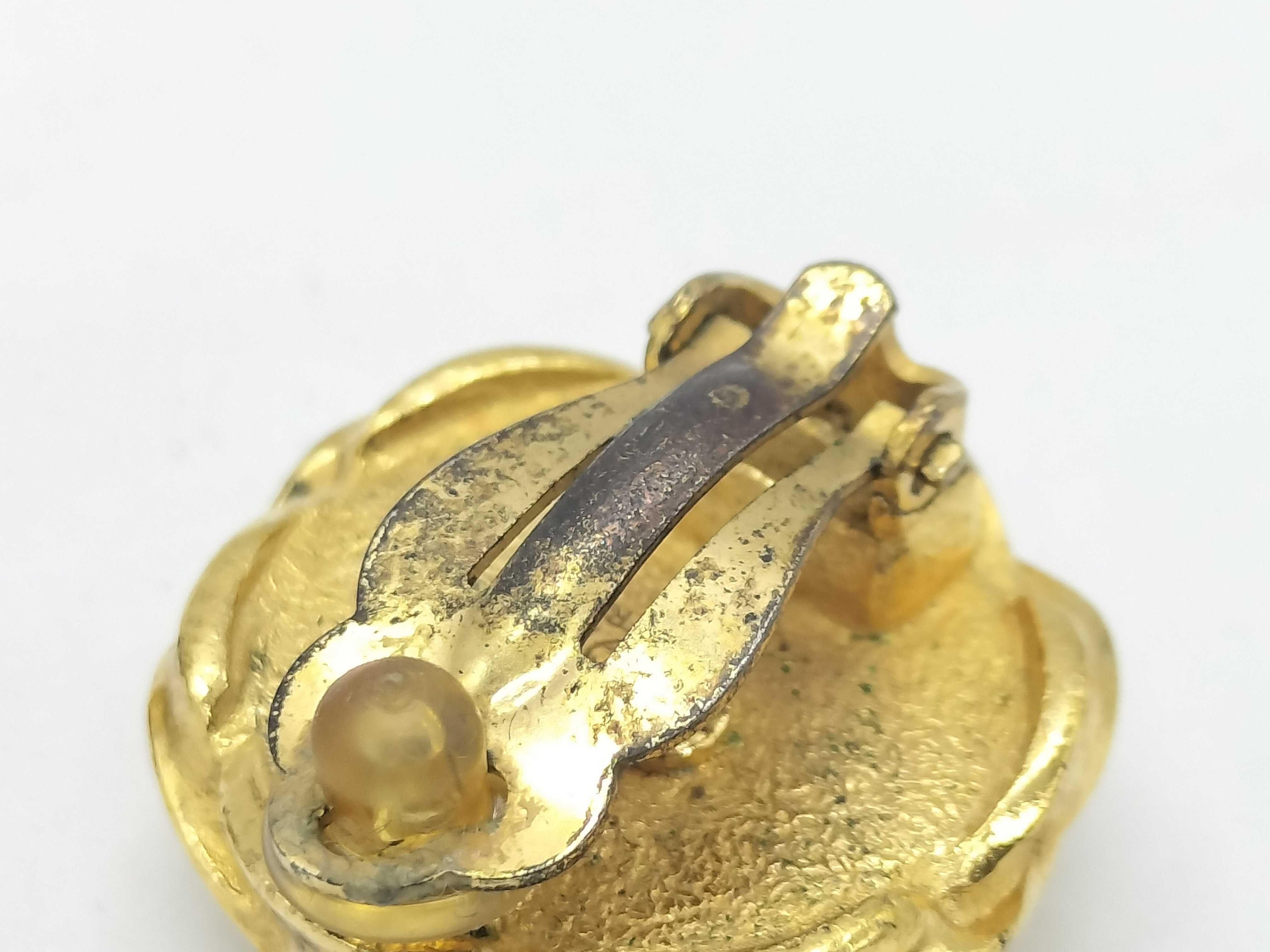 Earrings / Coco Mark / Vintage / 96P / Shows signs of age-related deterioration such as tarnishing. — view 7