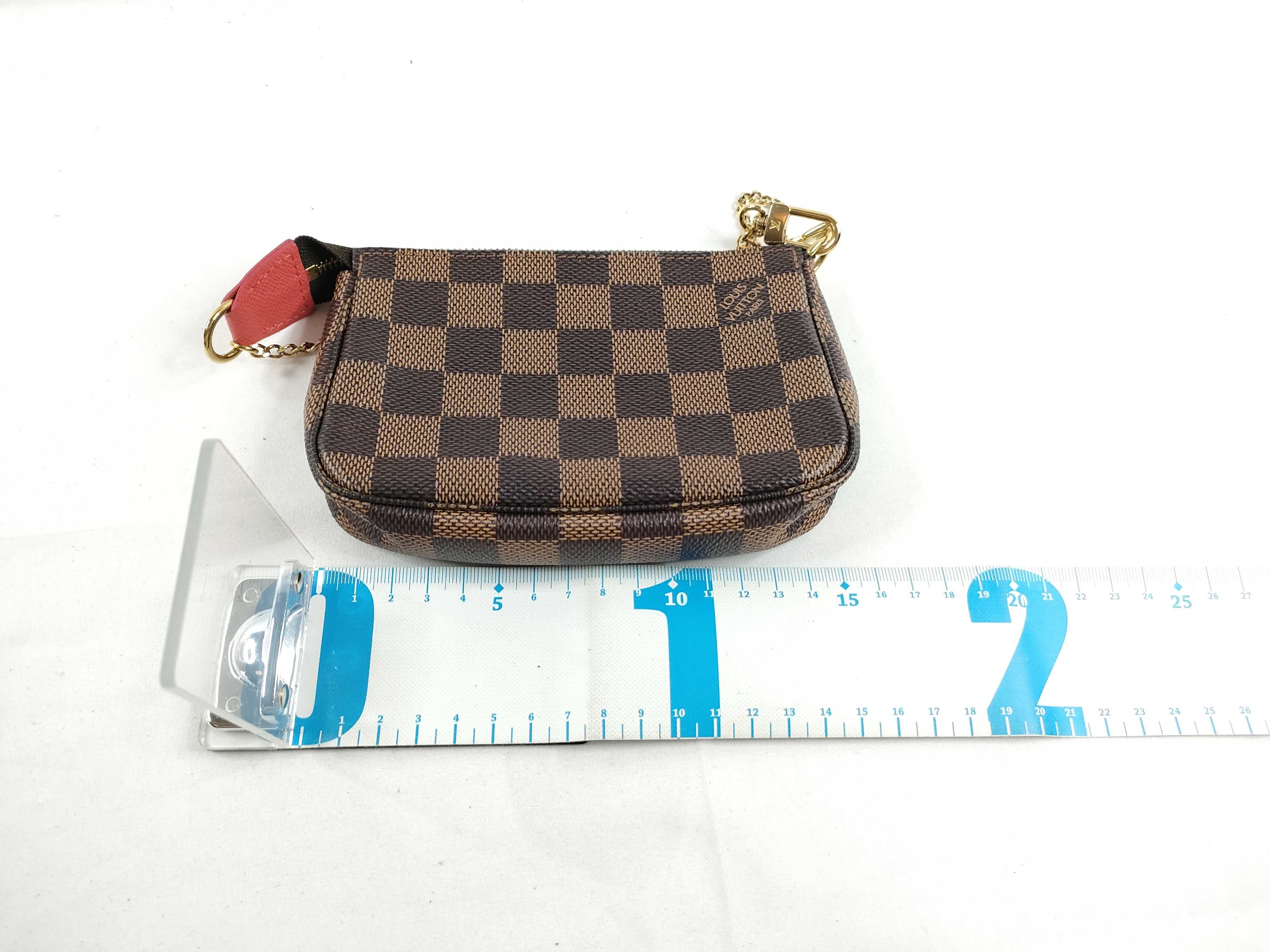 Damier Limited Edition Accessoires Mini Pouch — view 2