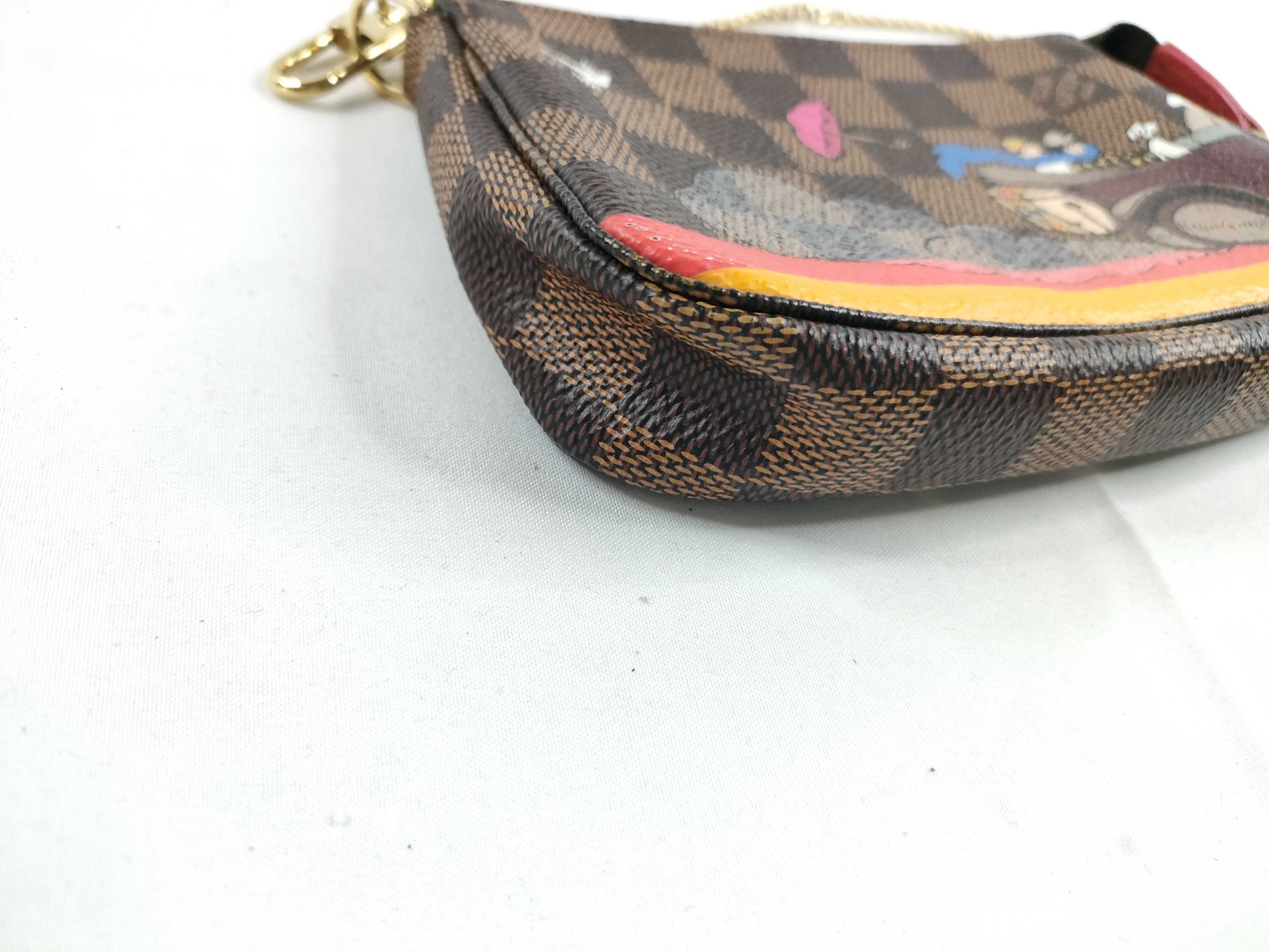 Damier Limited Edition Accessoires Mini Pouch — view 3