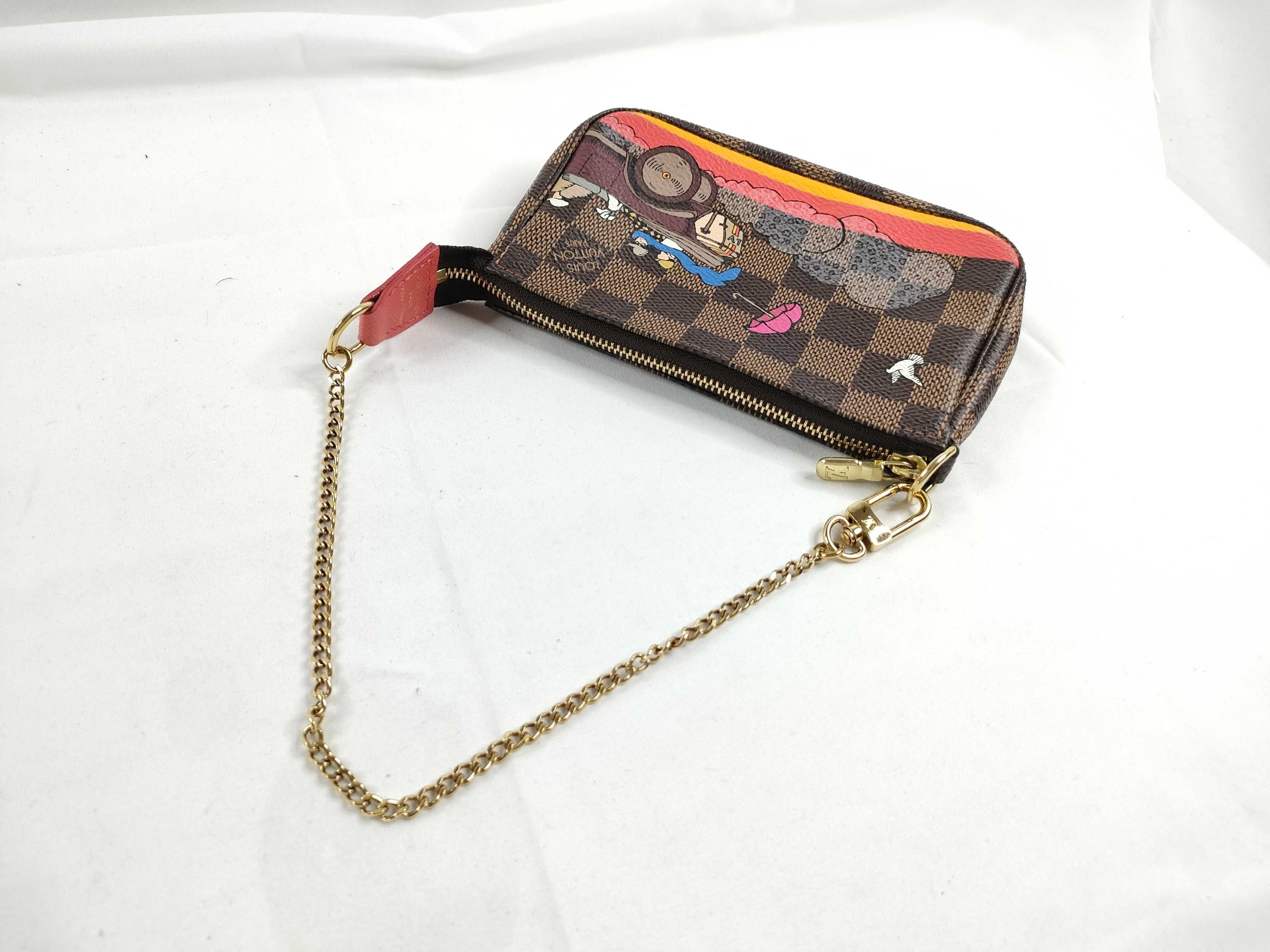 Damier Limited Edition Accessoires Mini Pouch — view 6