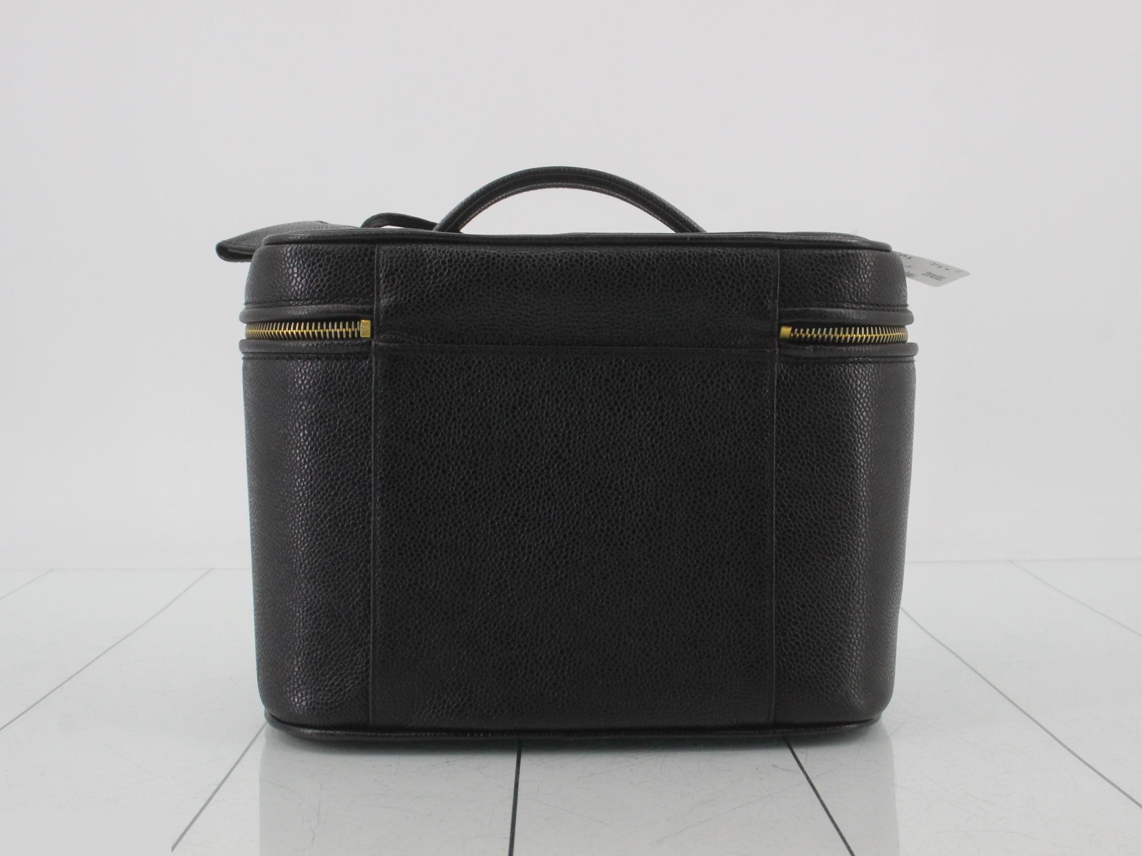 Vanity 22 Caviar Skin 2-Way Shoulder Bag — view 2