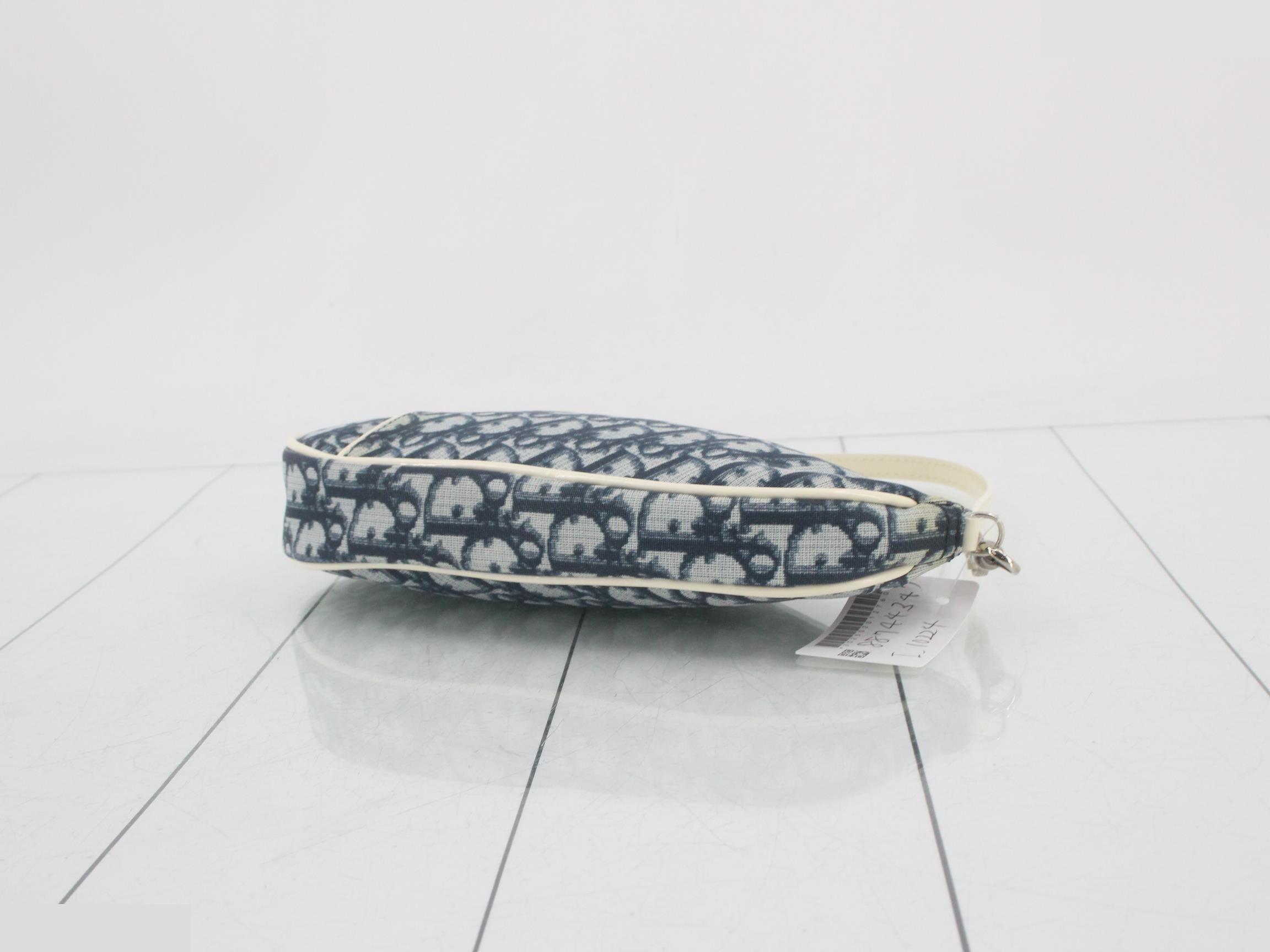 Trotter Shoulder Bag — view 6