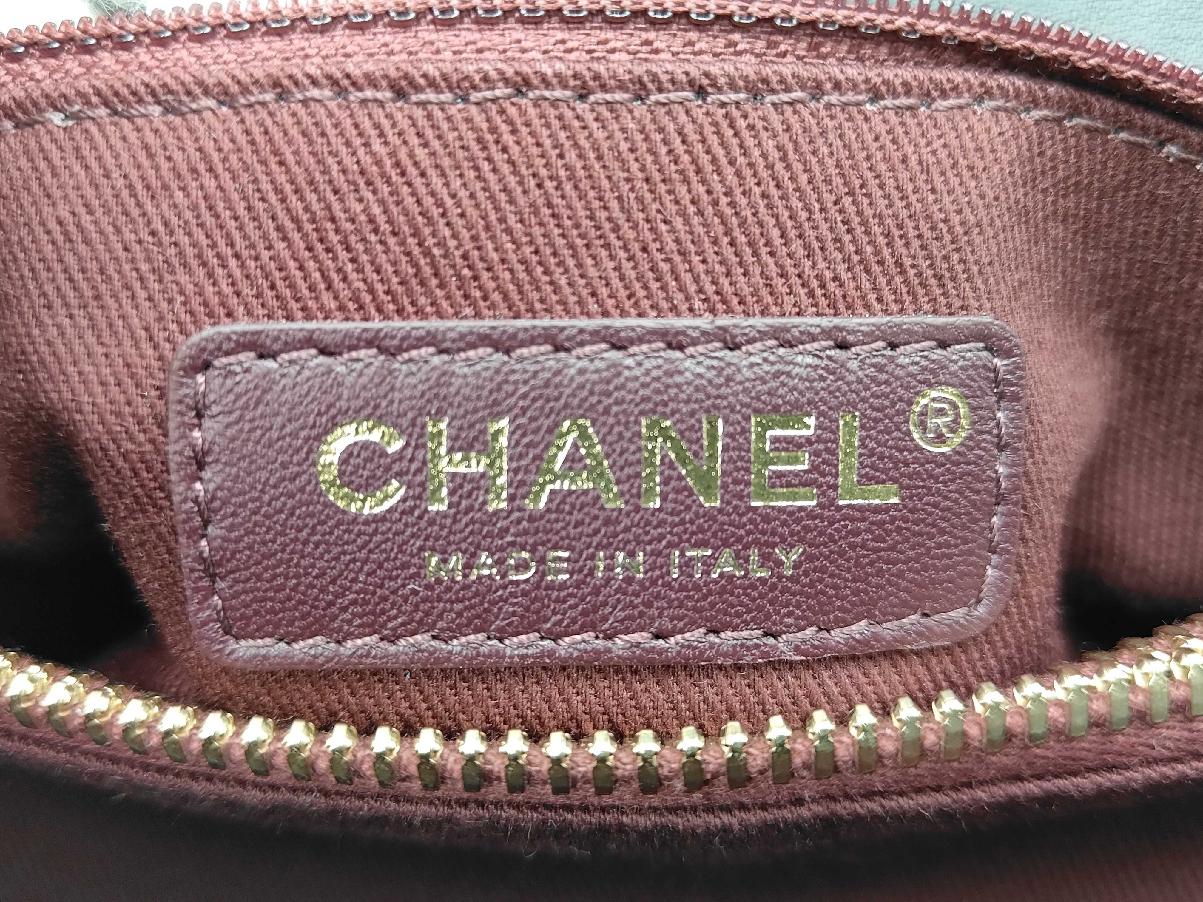 V-stitch 2-way handbag — view 12