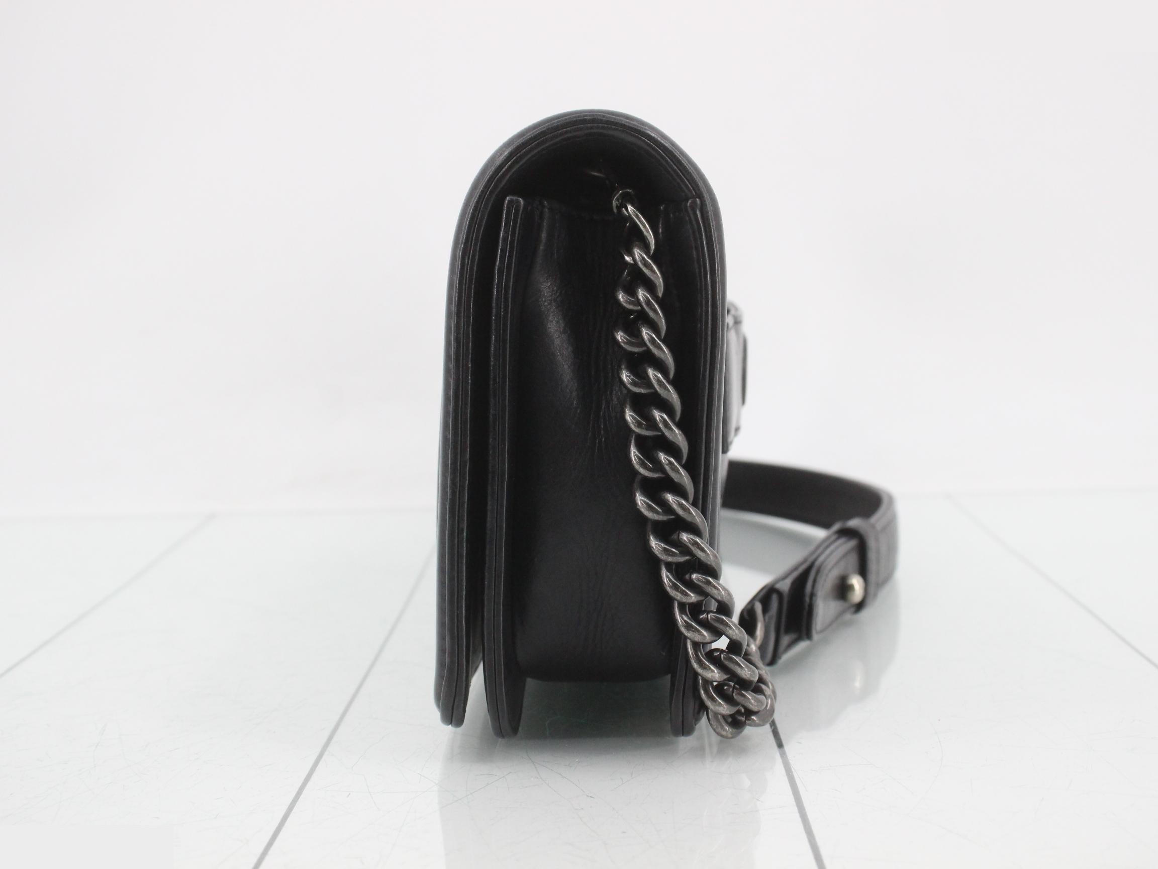 Boy Chanel Leather Horizontal Chain Shoulder Bag, Black — view 3